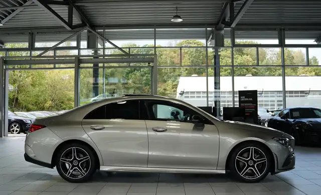 Mercedes-Benz Cla Class view 6