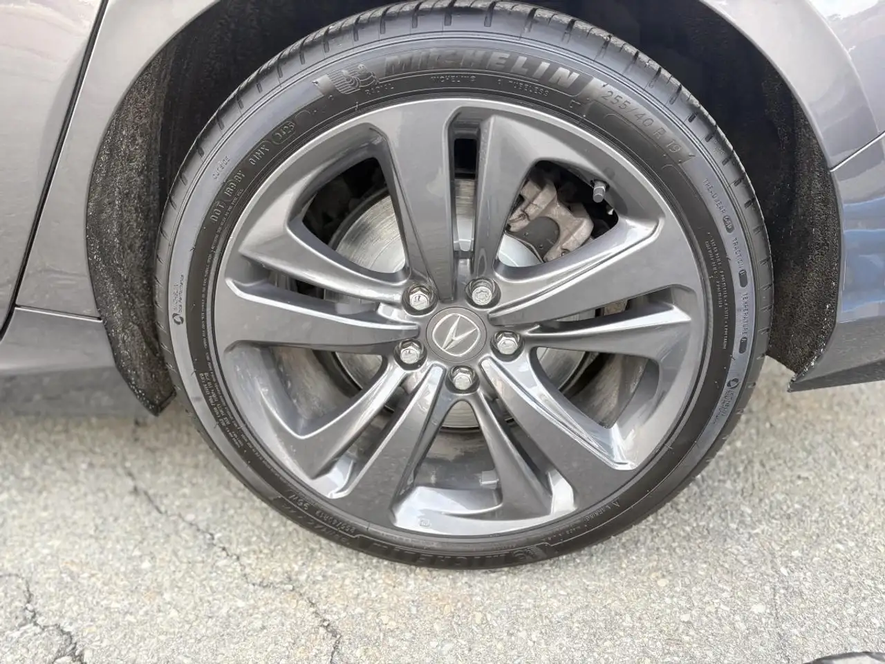 Acura TLX photo Acura TLX