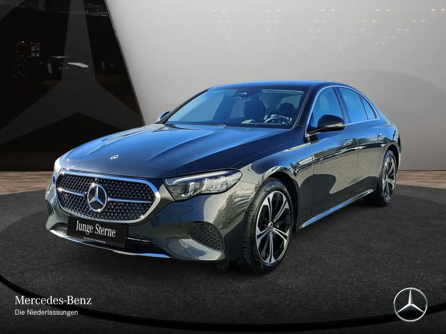 Mercedes-Benz E 300 de Hybrid Avantgarde Distr. LED Kamera PTS Grau - 2