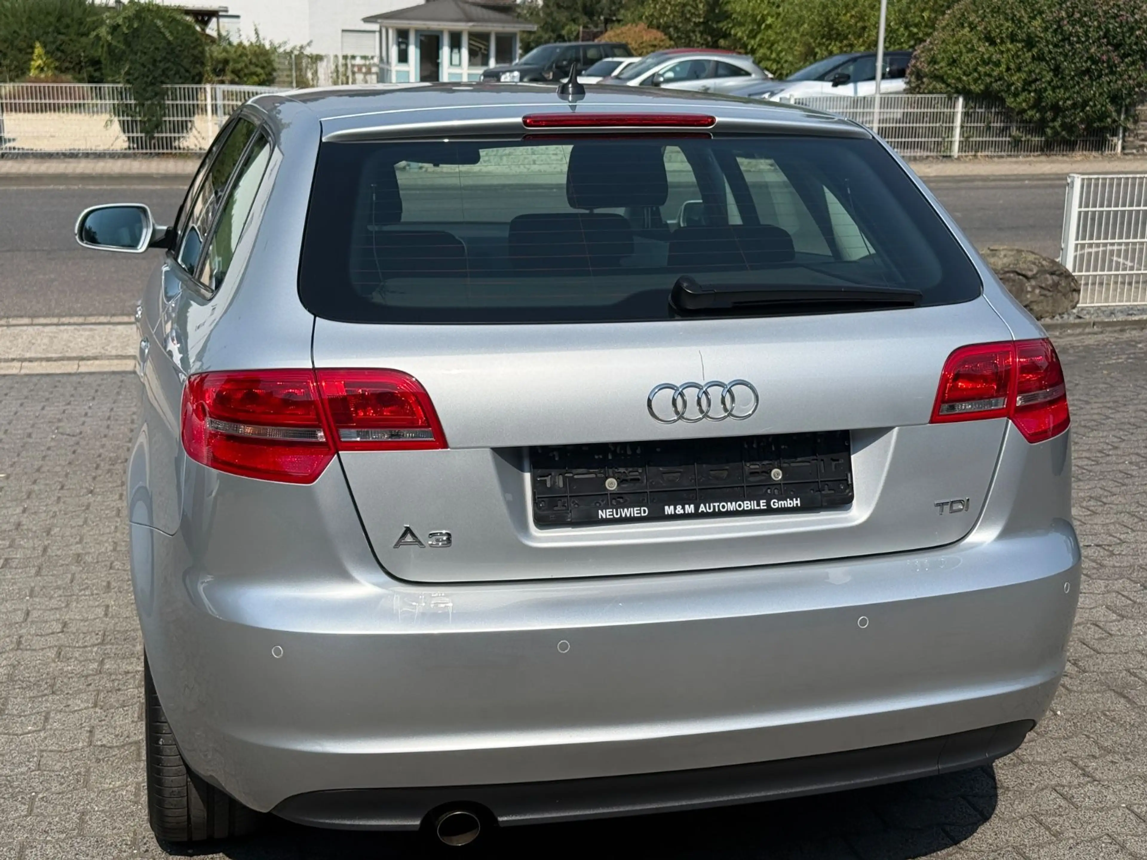 Audi A3 Sportback 1.6 TDI  Automatik Navi SitzHz PDC — photo 7