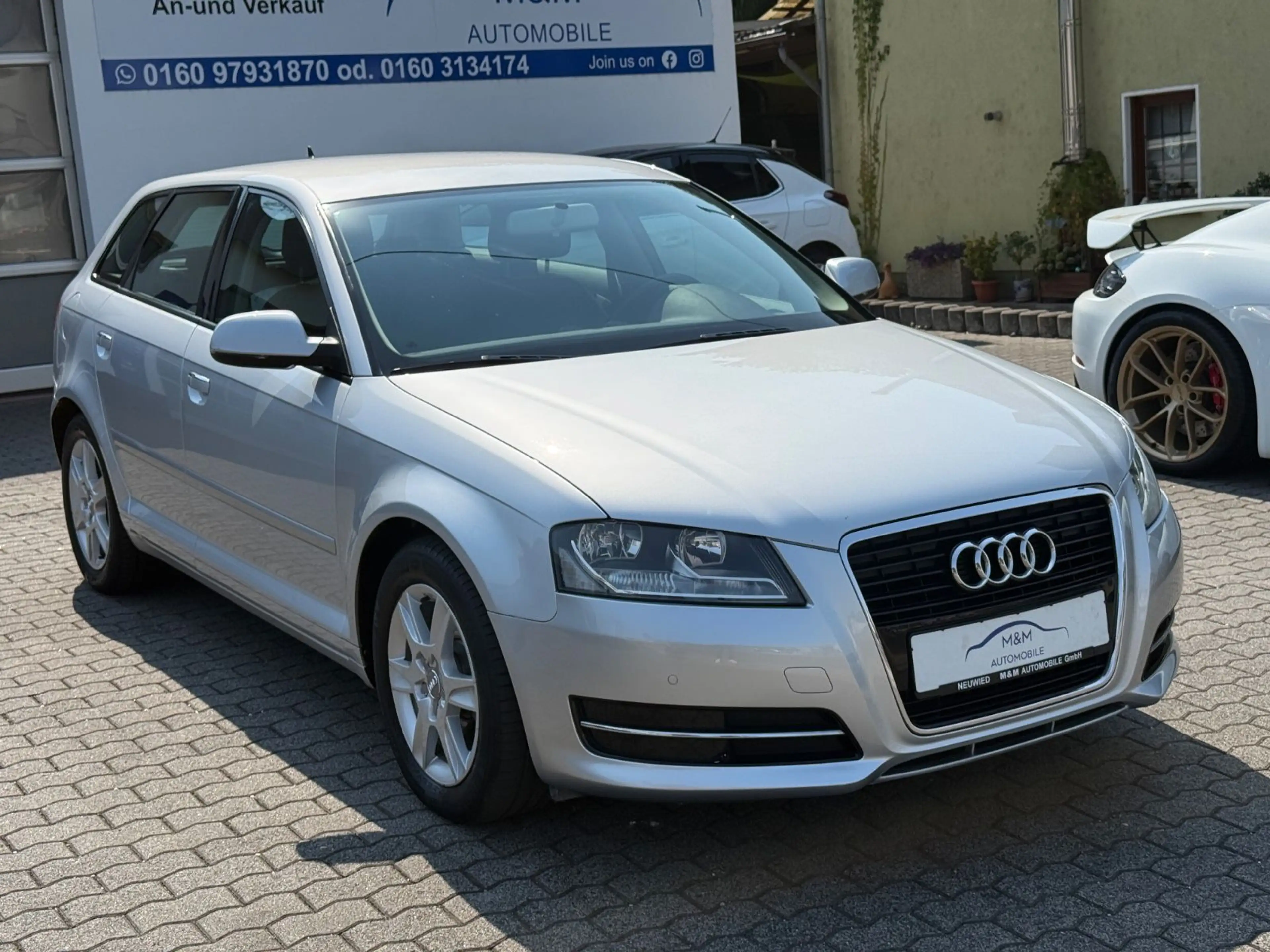 Audi A3 Sportback 1.6 TDI  Automatik Navi SitzHz PDC — photo 14