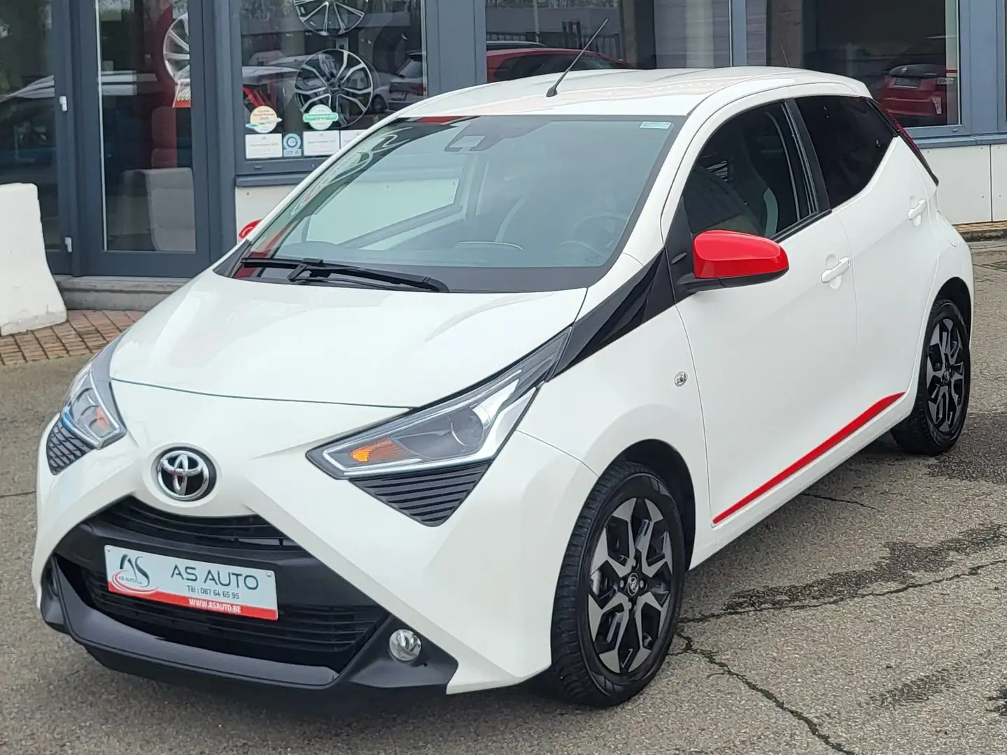Toyota Aygo 5P 1.0i VVT-i 72cv x-style II Blanc - 2