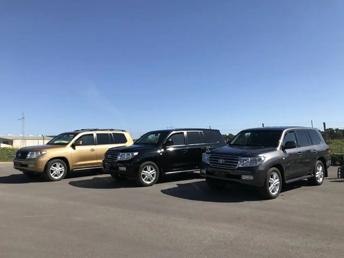 Toyota Land Cruiser 200 4.5D-4D VXL Aut. Szürke - 2