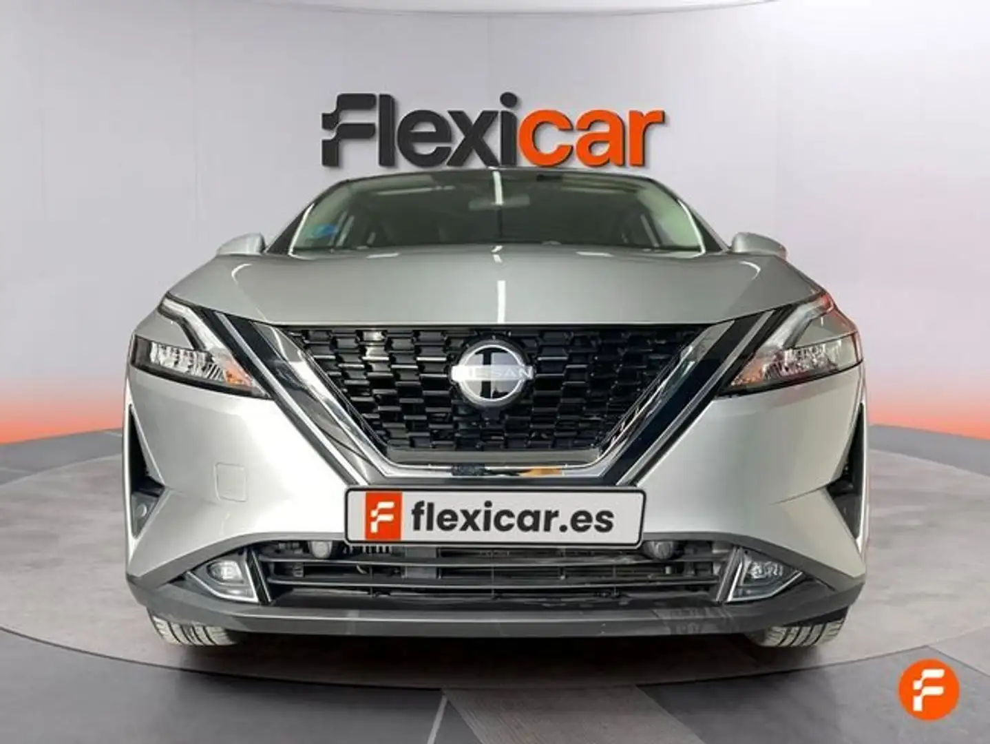 Nissan Qashqai DIG-T 103kW (140CV) mHEV 4x2 Acenta Gris - 2