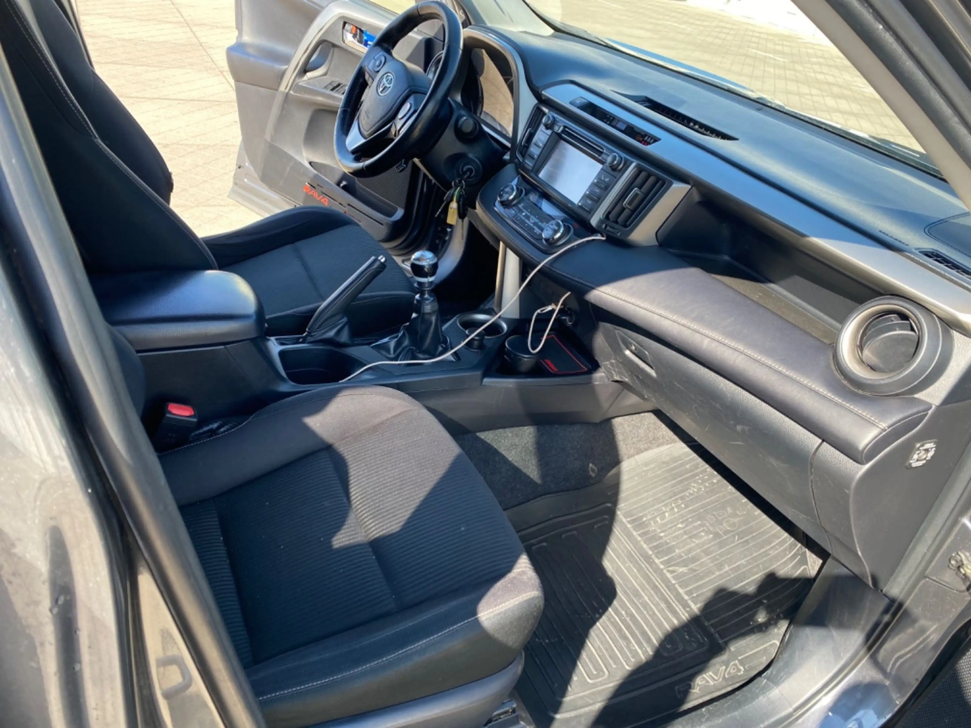 Toyota RAV 4 Life 4X4 Navi+RüchfahrkameraNeuMod — photo 10