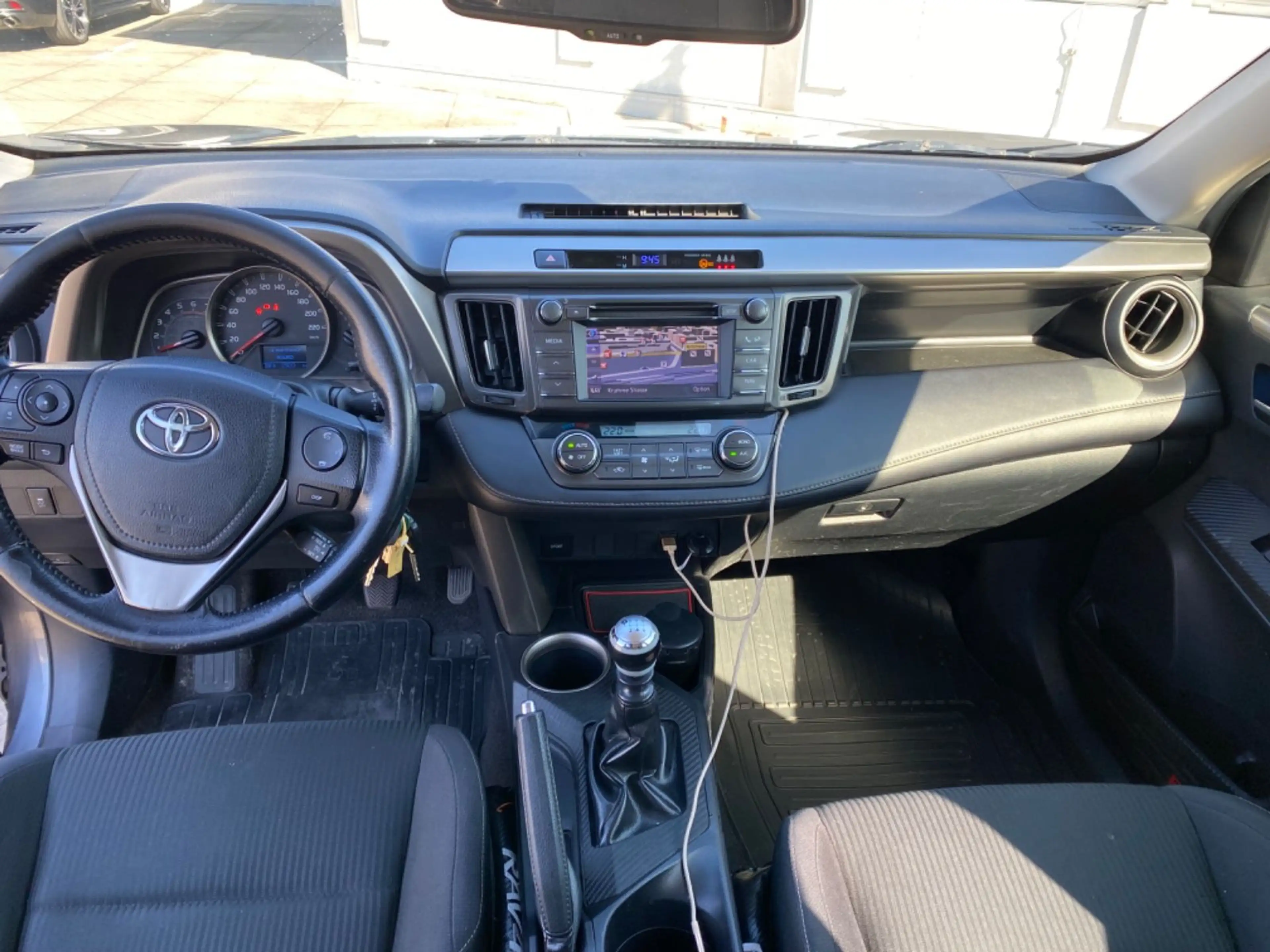 Toyota RAV 4 Life 4X4 Navi+RüchfahrkameraNeuMod — photo 8