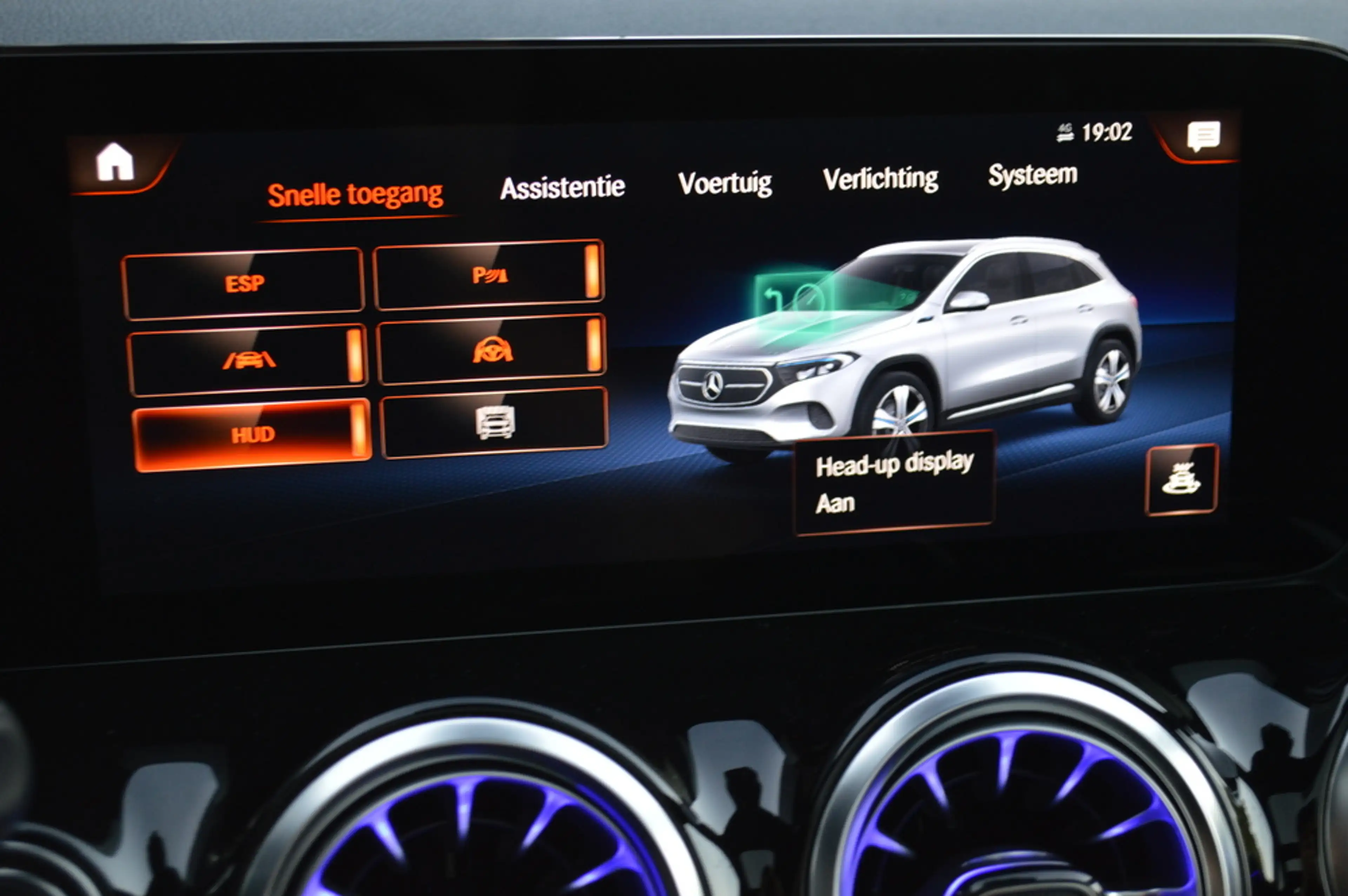 Mercedes-Benz EQA 250 250+ AMG Line 71 kWh Led Panorama Memory Burmester — photo 29