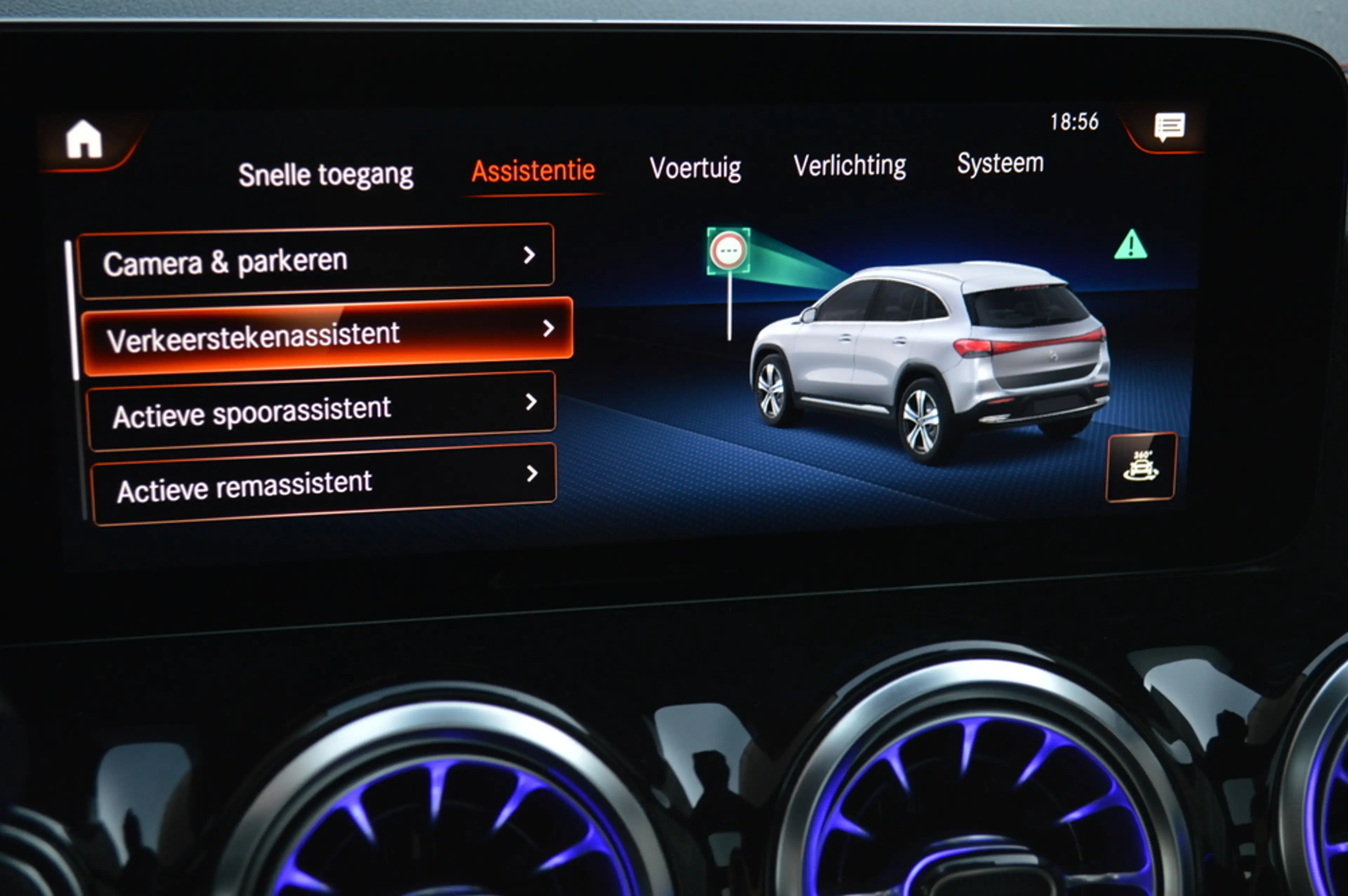 Mercedes-Benz EQA 250 250+ AMG Line 71 kWh Led Panorama Memory Burmester — photo 20