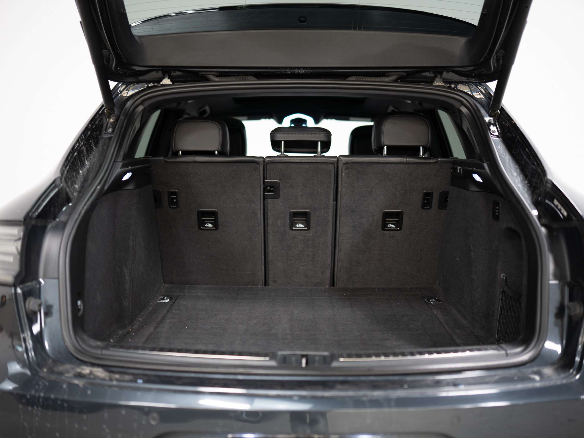 used 2020 Porsche Macan car, priced at $43,900