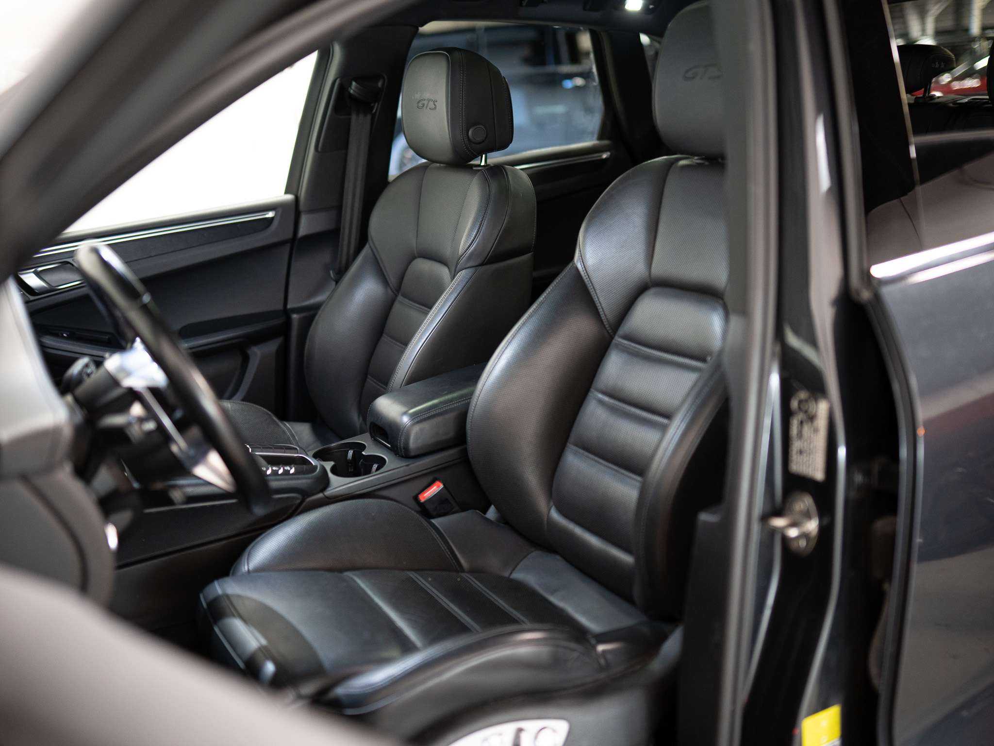used 2020 Porsche Macan car, priced at $43,900