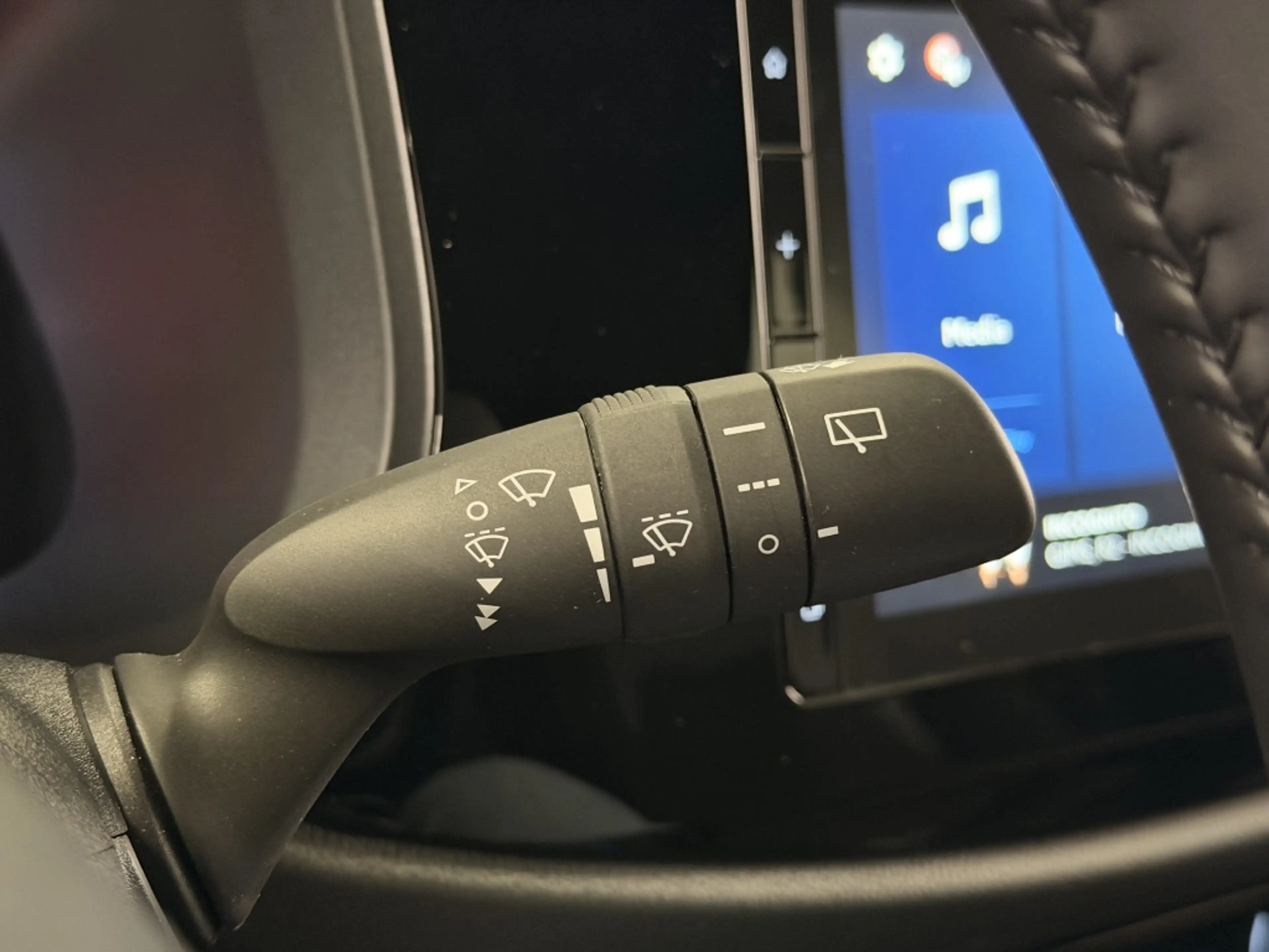 Toyota Aygo X Hybrid 115 play — photo 19