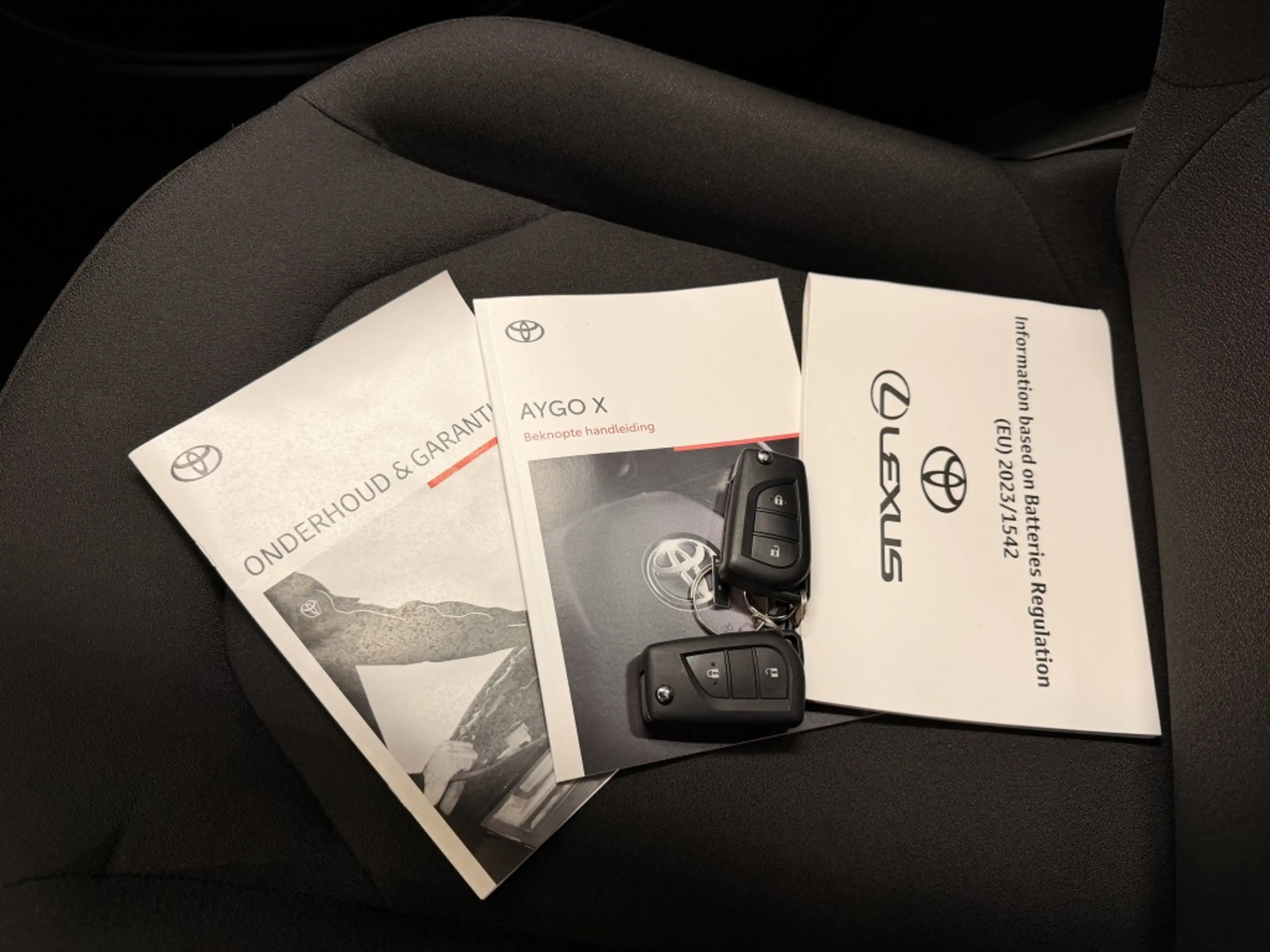 Toyota Aygo X Hybrid 115 play — photo 5