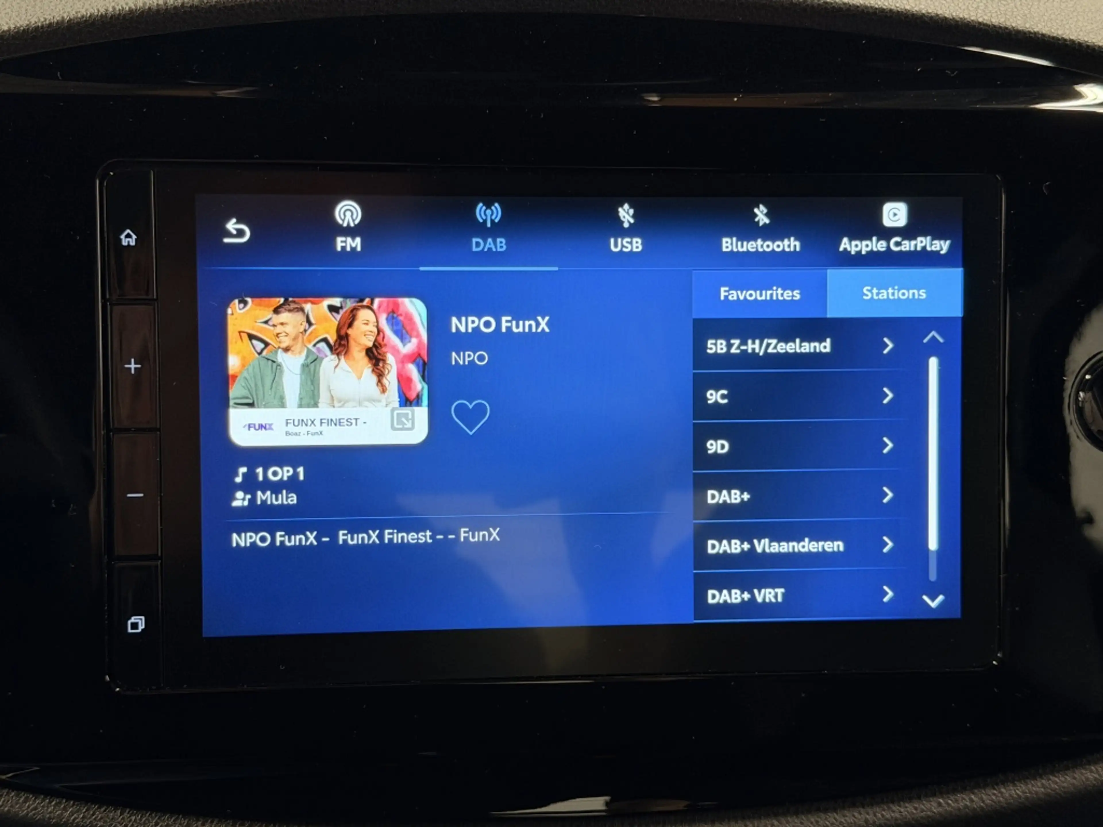 Toyota Aygo X Hybrid 115 play — photo 21