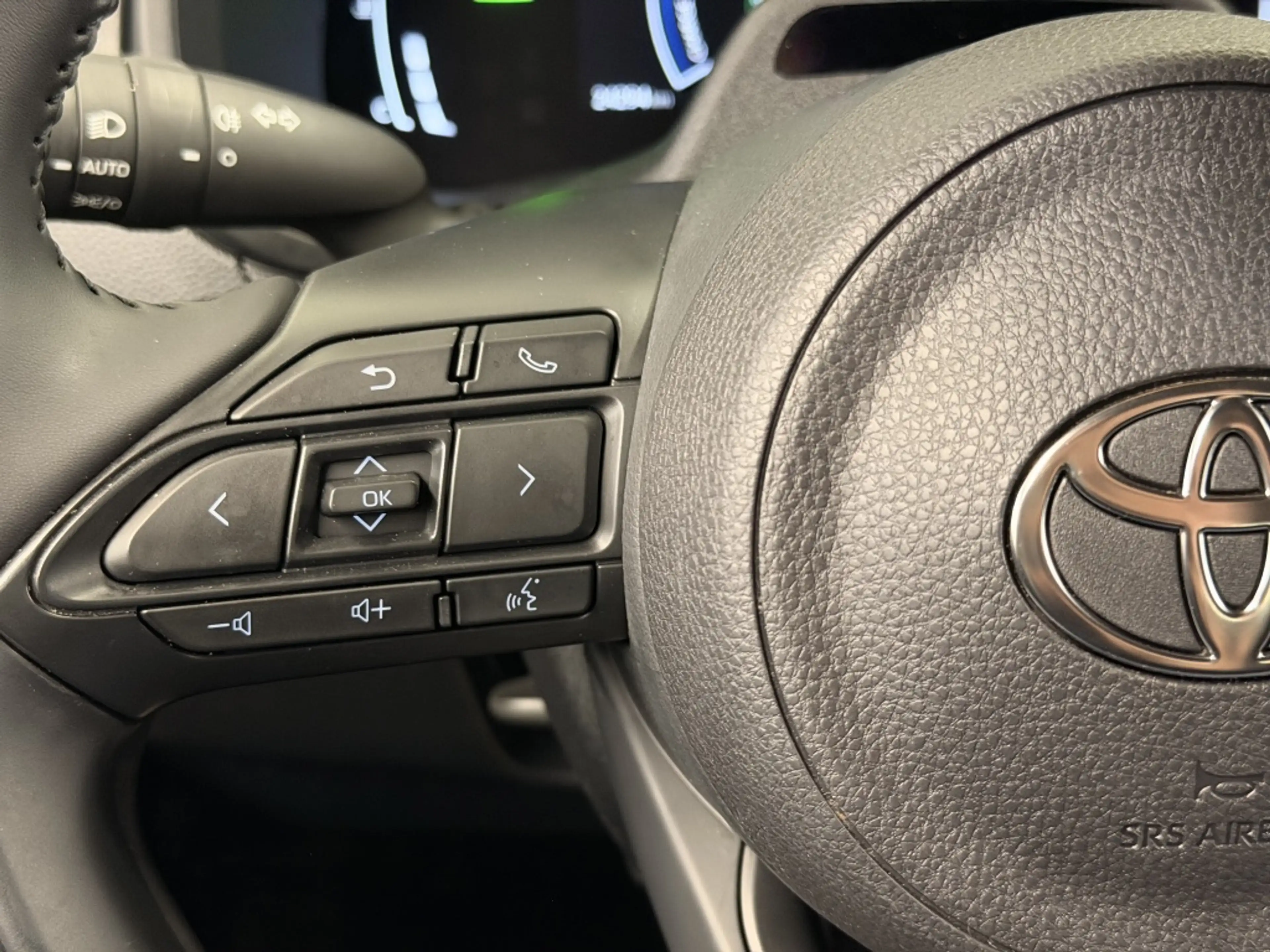 Toyota Aygo X Hybrid 115 play — photo 31