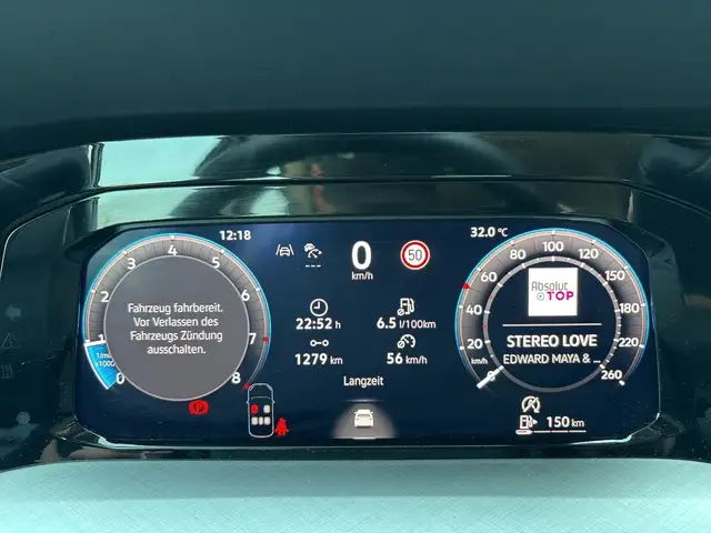 Volkswagen Golf view 13