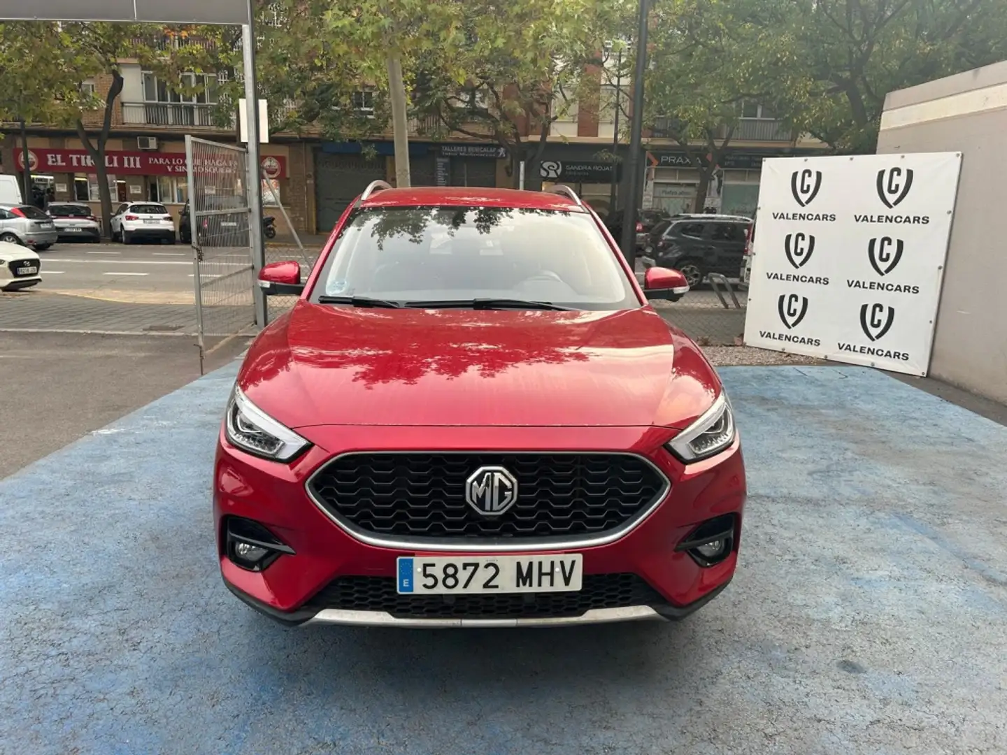 MG ZS 1.0 T-GDI Luxury Aut. 82kW Burdeos - 2