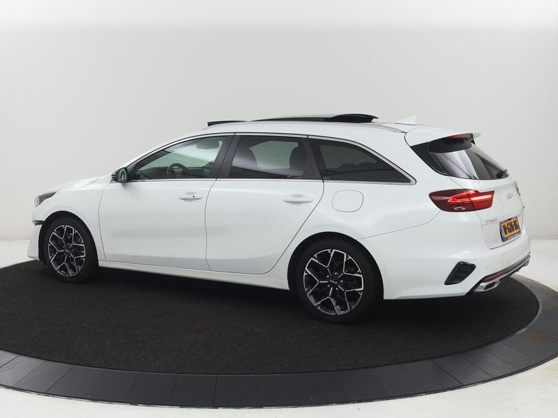 Kia ProCeed / pro_cee'd 1.5 T-GDI GT-Line | Panoramadak | Trekhaak | Half — photo 2