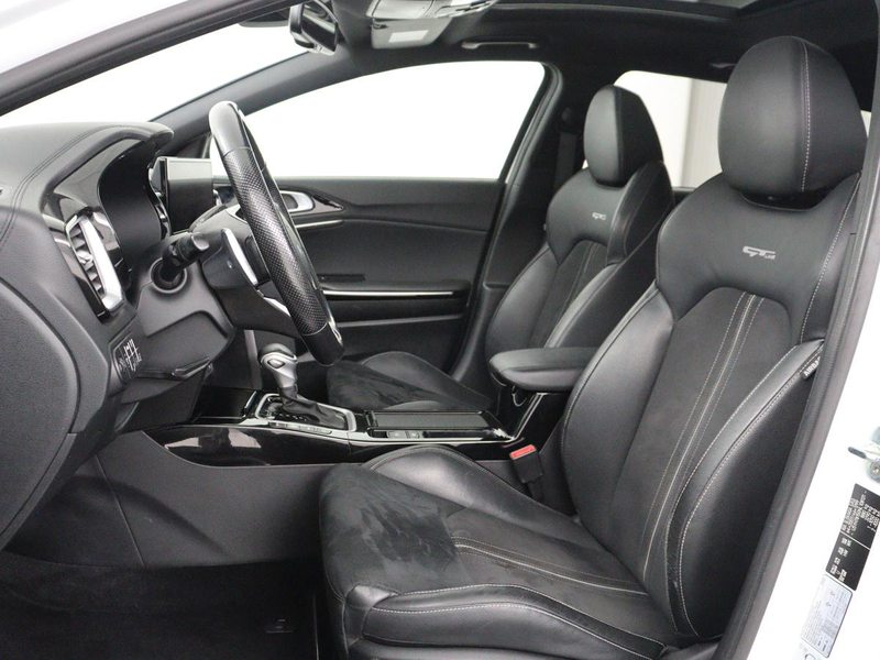 Kia ProCeed / pro_cee'd 1.5 T-GDI GT-Line | Panoramadak | Trekhaak | Half — photo 4