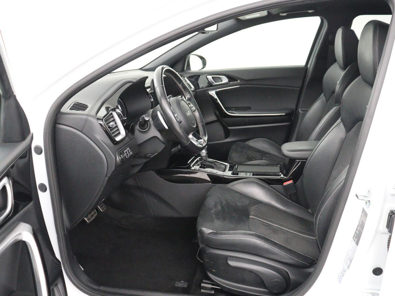 Kia ProCeed / pro_cee'd 1.5 T-GDI GT-Line | Panoramadak | Trekhaak | Half — photo 5