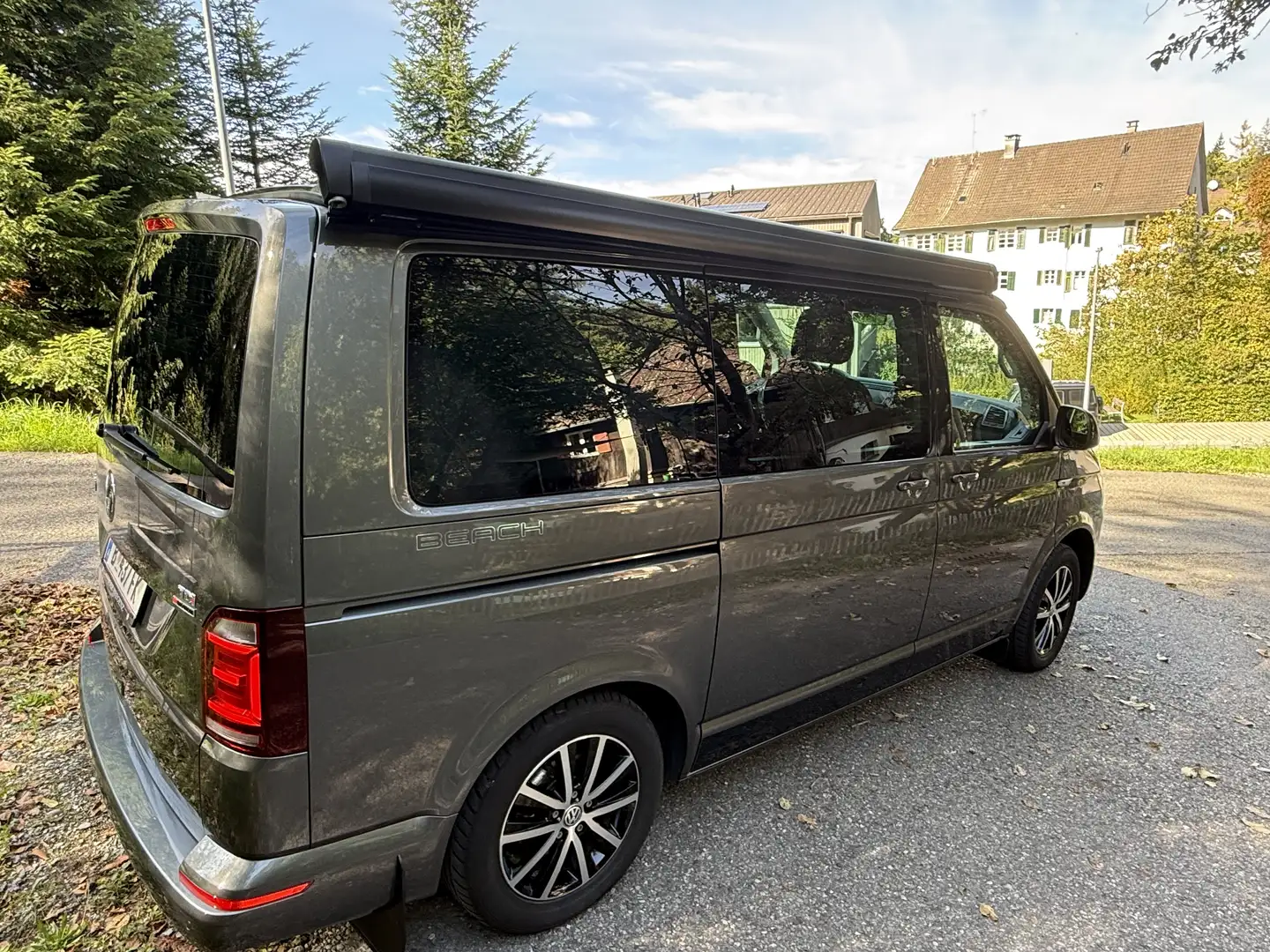 Volkswagen T6 California Beach Edition 2,0 TDI 4Motion BMT DSG - 2