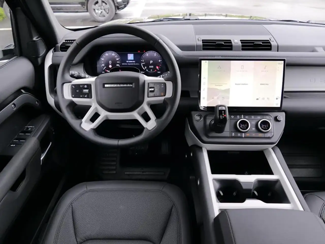 Land Rover Defender 2026 — фото 13