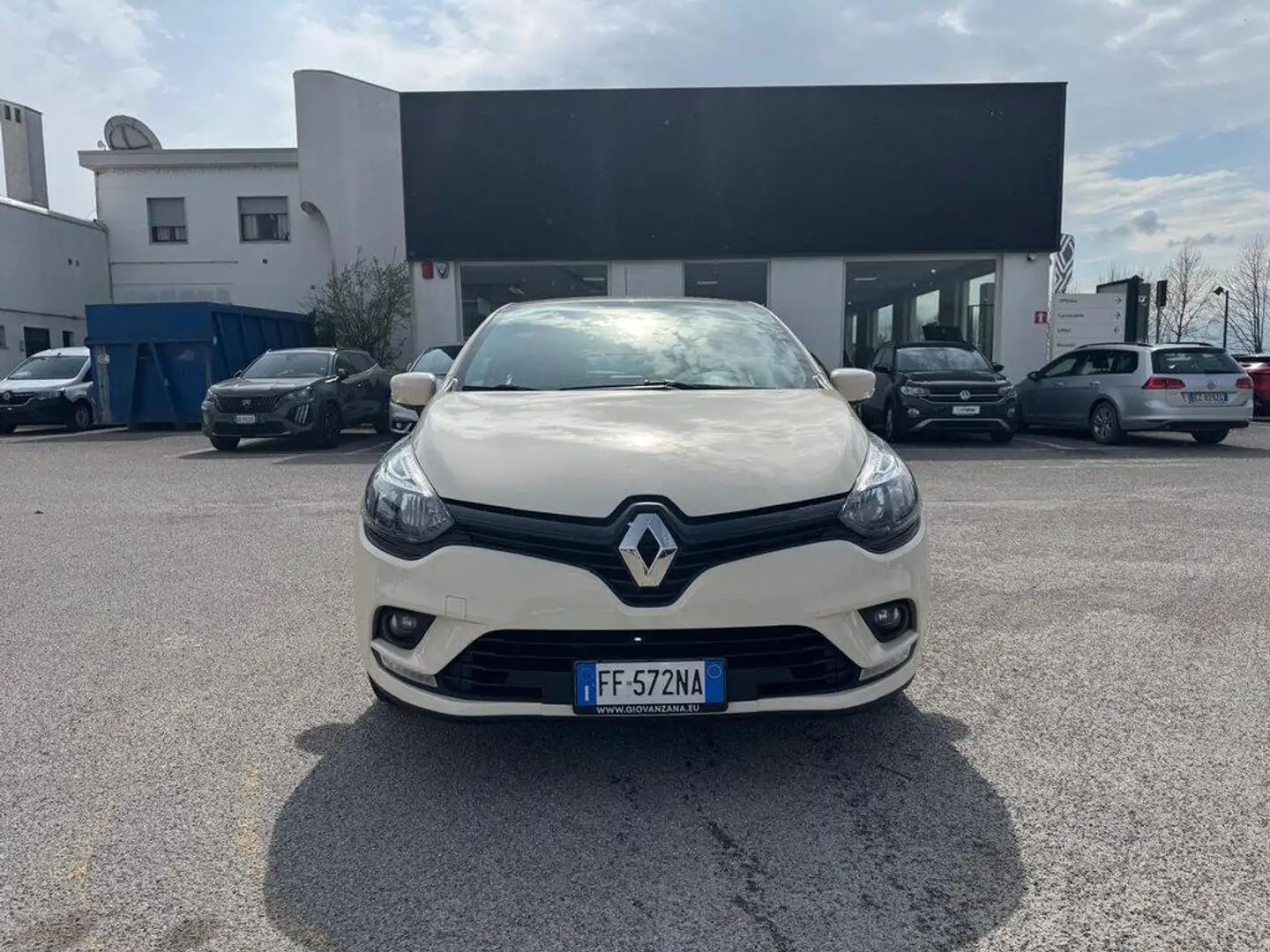 Renault Clio 1.2 16v Life 75cv Weiß - 2