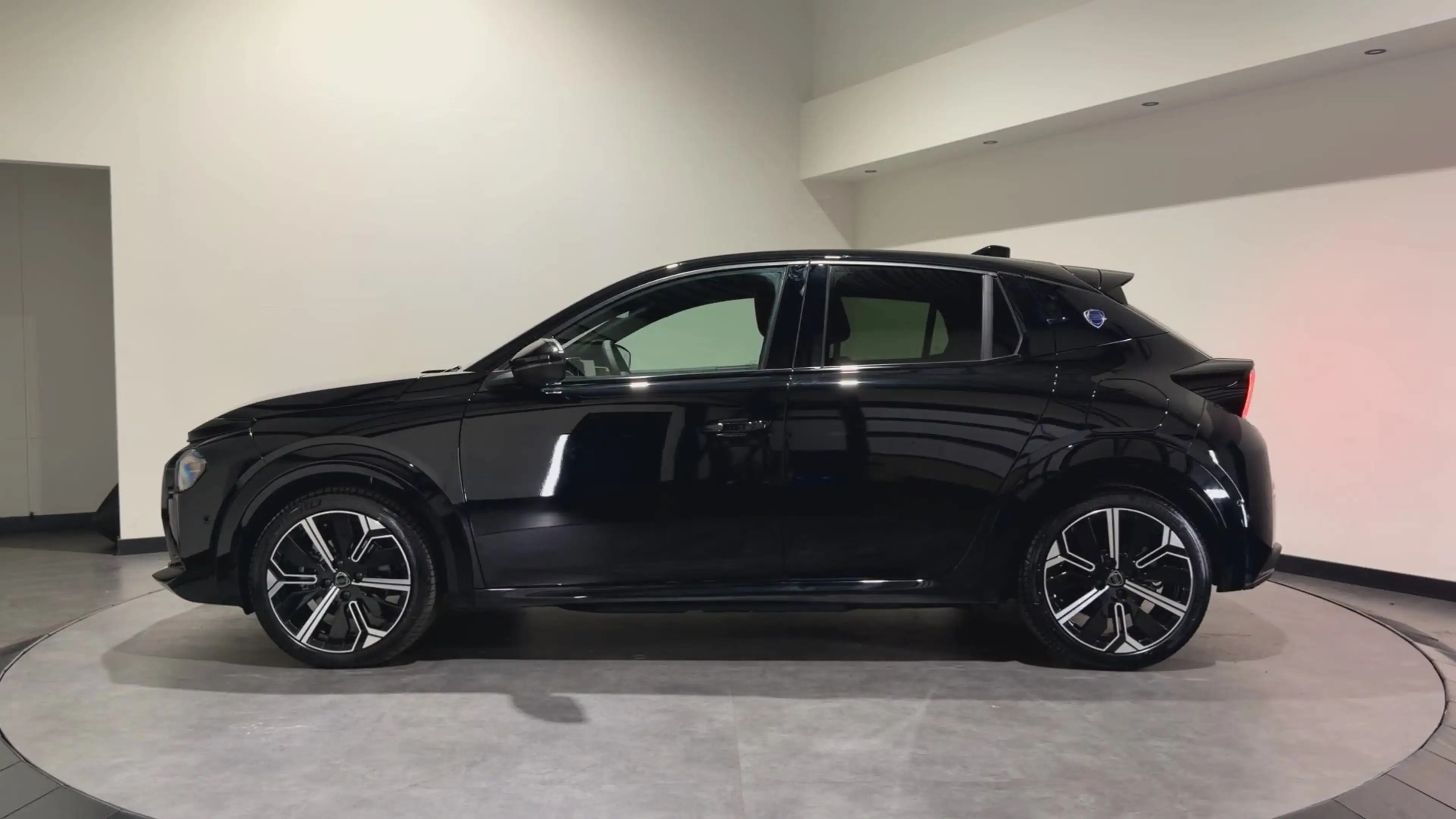 Lancia Ypsilon LX 51 kWh | Keyless | Velours bekleding | Stoelen — photo 6