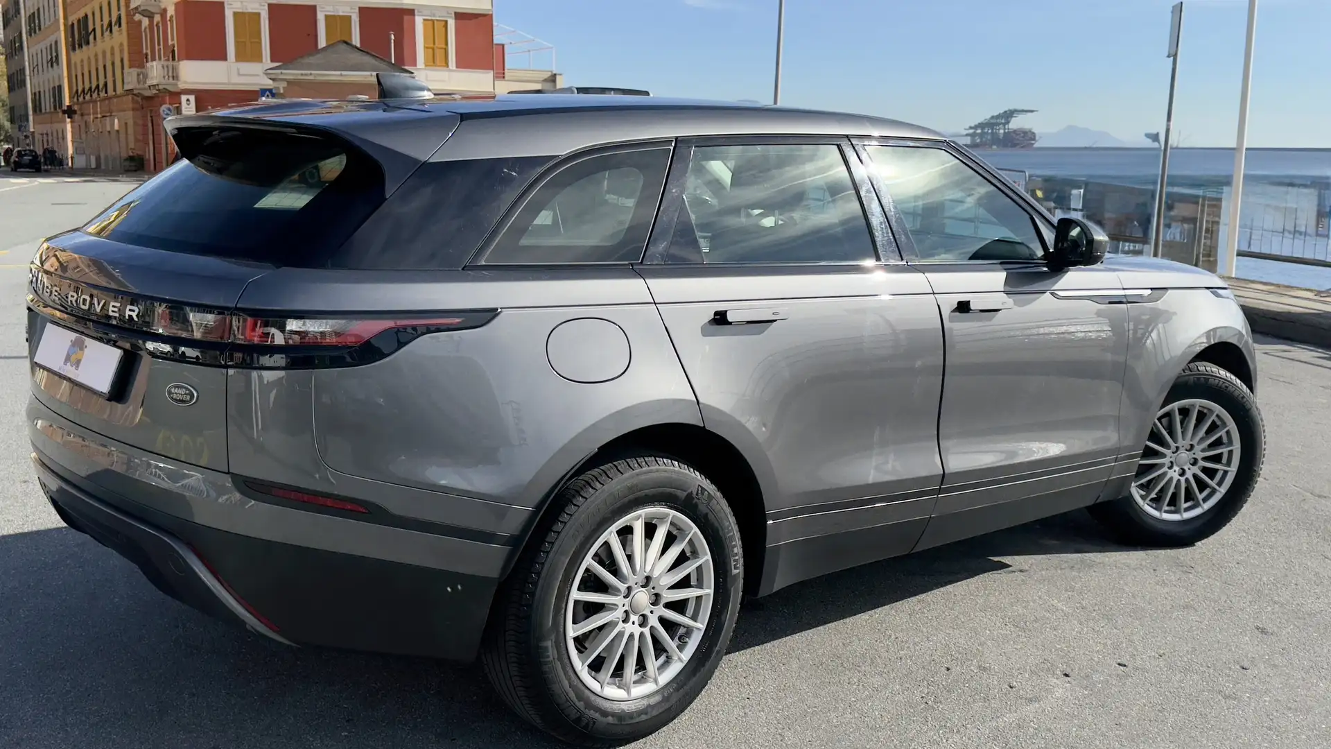 Land Rover Range Rover Velar 180D HSE automatica iva esposta Grau - 1
