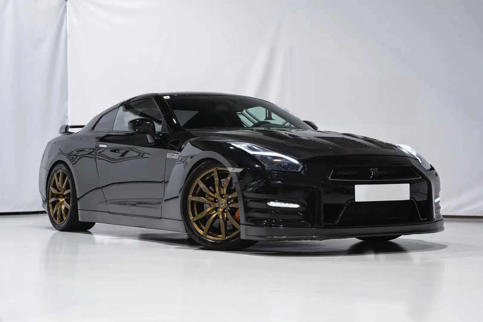 Nissan GT-R * TYPISIERT * ALPHA 14 * 1400 PS Zwart - 2