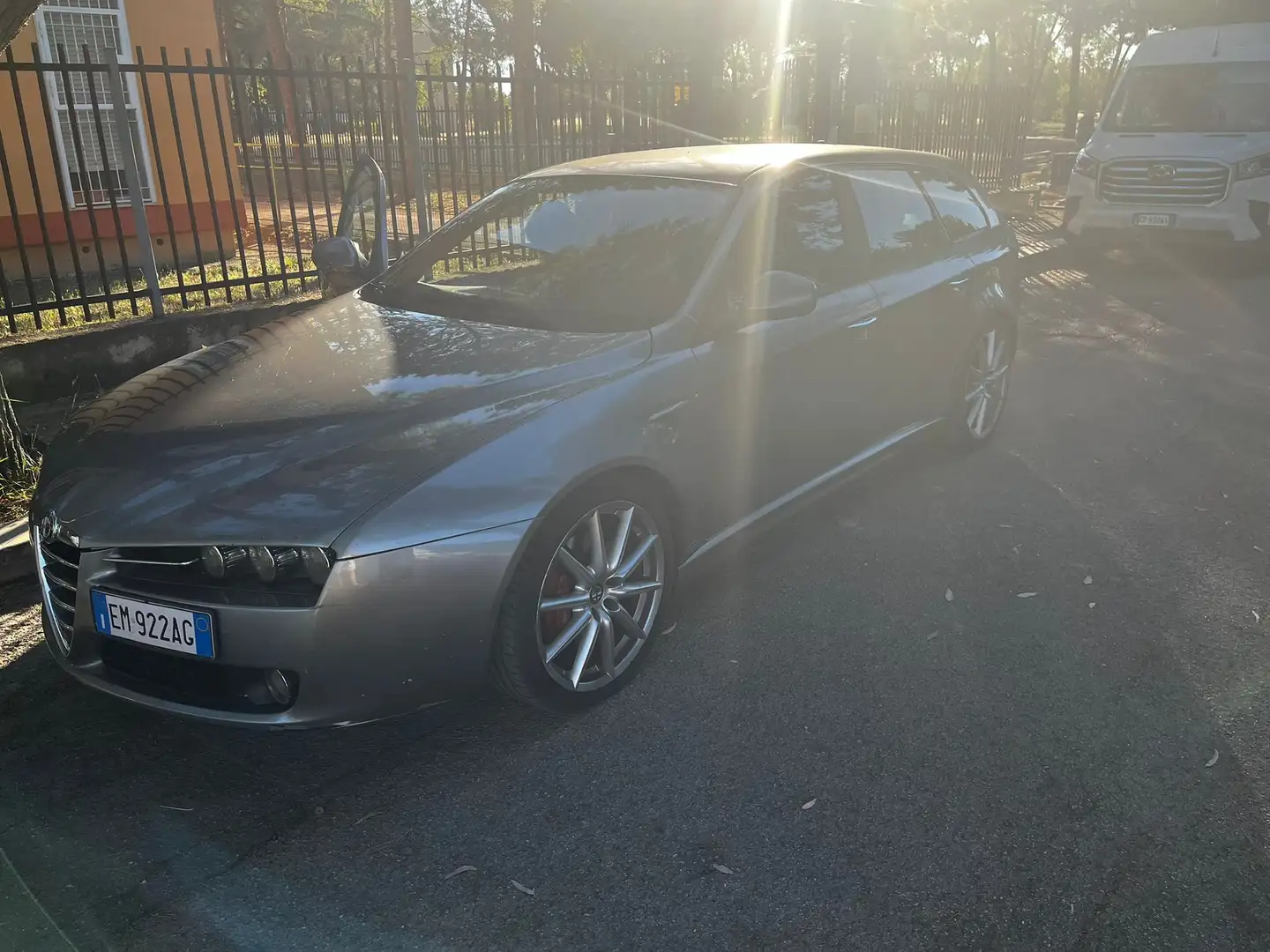 Alfa Romeo 159 159 Sportwagon SW 1.9 jtdm 16v TI 150cv Plateado - 1