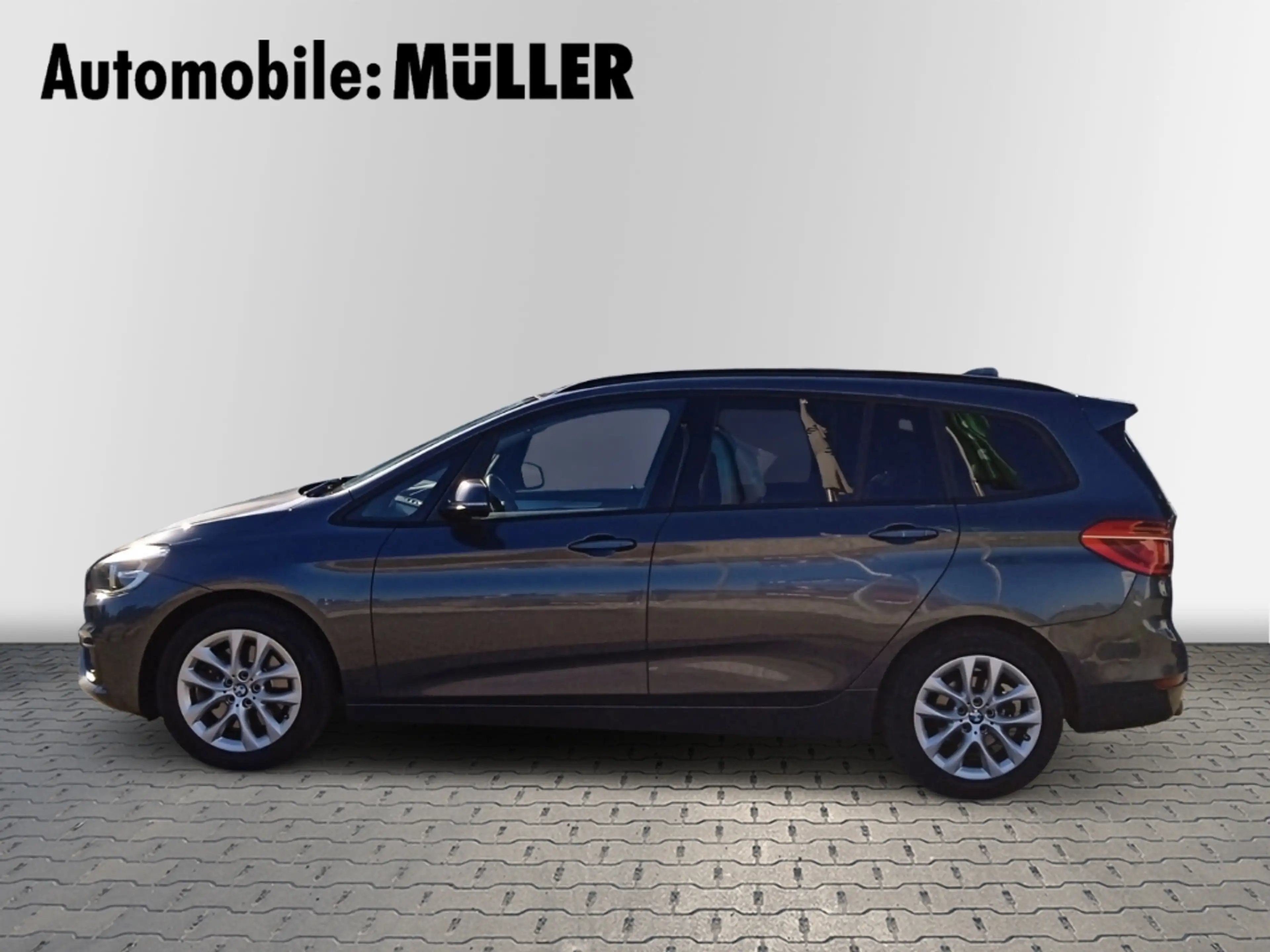 BMW 220 Gran Tourer i Advantage Aut. 7-Sitzer El. Panodach — photo 7