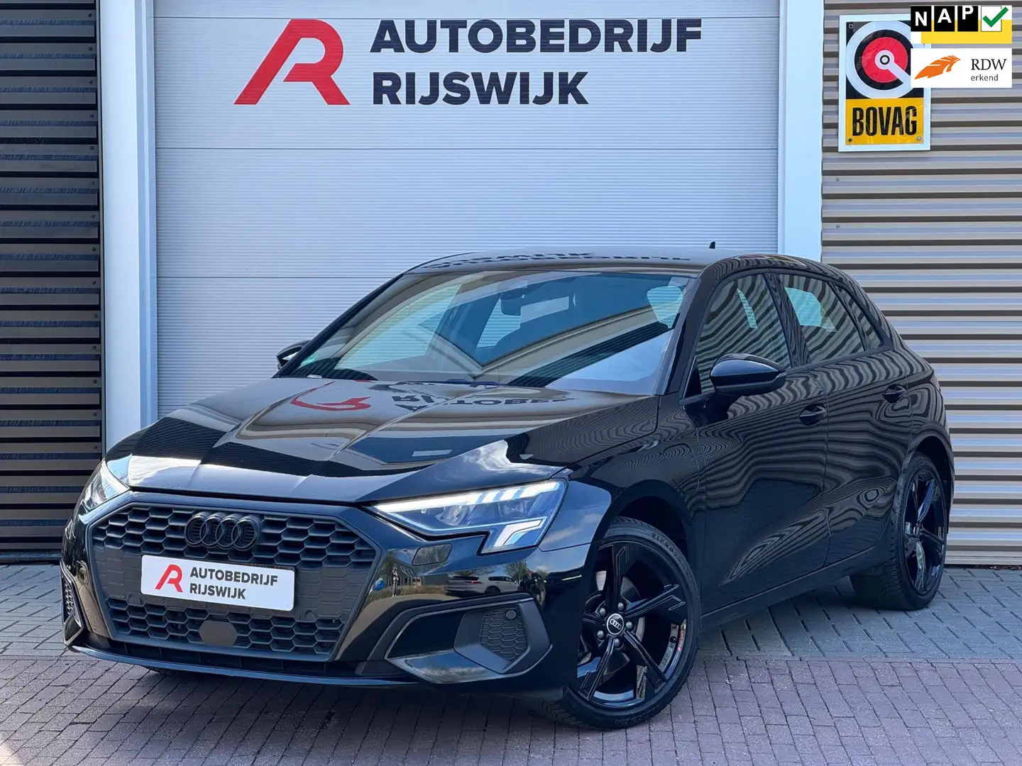 Audi A3 Sportback 40 TFSI e Edition RS zetels/Navi/Keyless Black - 1