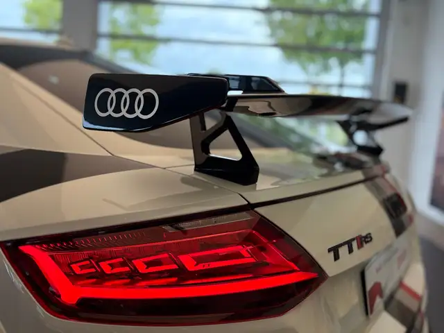 Audi TT RS view 11