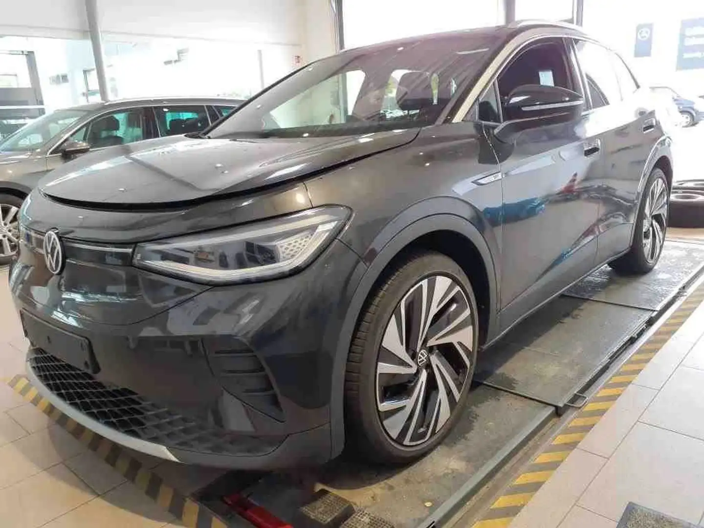 Volkswagen ID.4 Pro Max Matrix Pano AHK SHZ WP ACC Navi Grau - 1