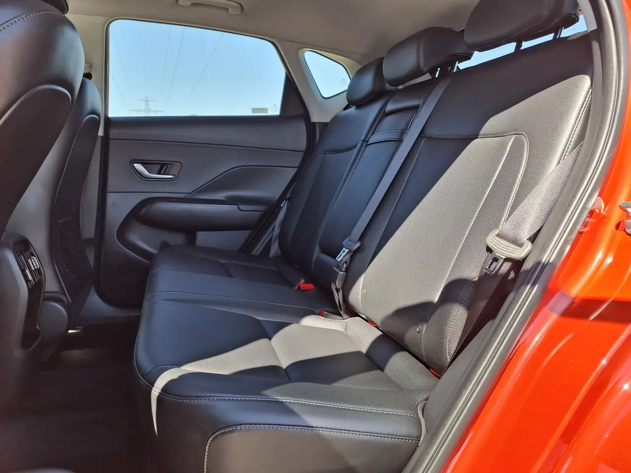 Hyundai KONA снимка Hyundai KONA
