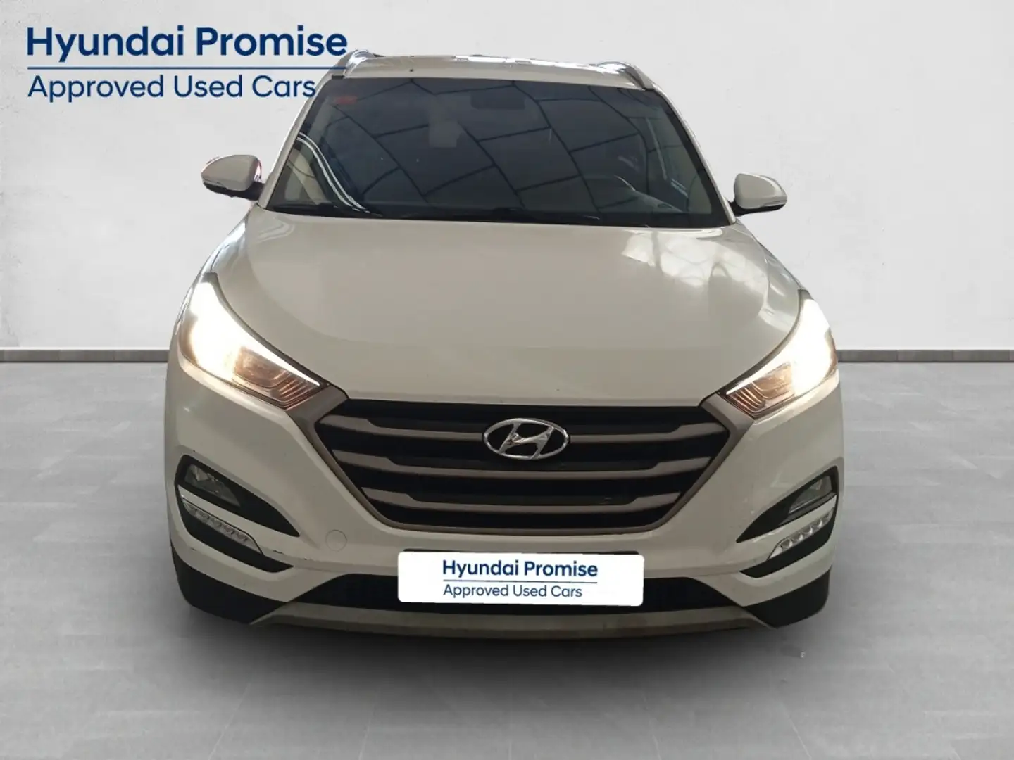 Hyundai TUCSON 1.7CRDI BD Essence 4x2 Weiß - 2