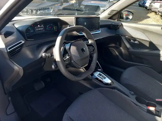 Peugeot 2008 view 14