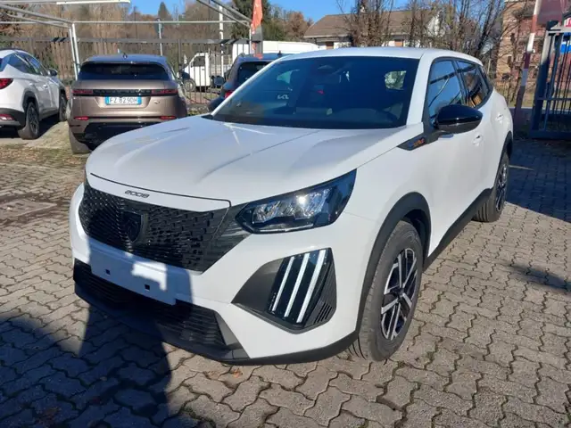 Peugeot 2008 view 2