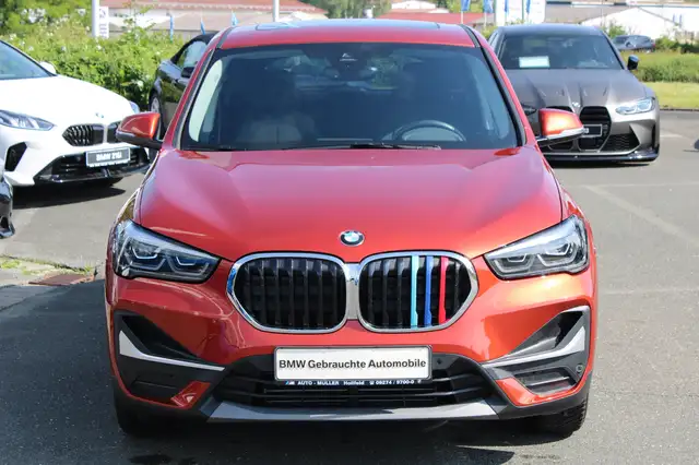 BMW X1 view 3