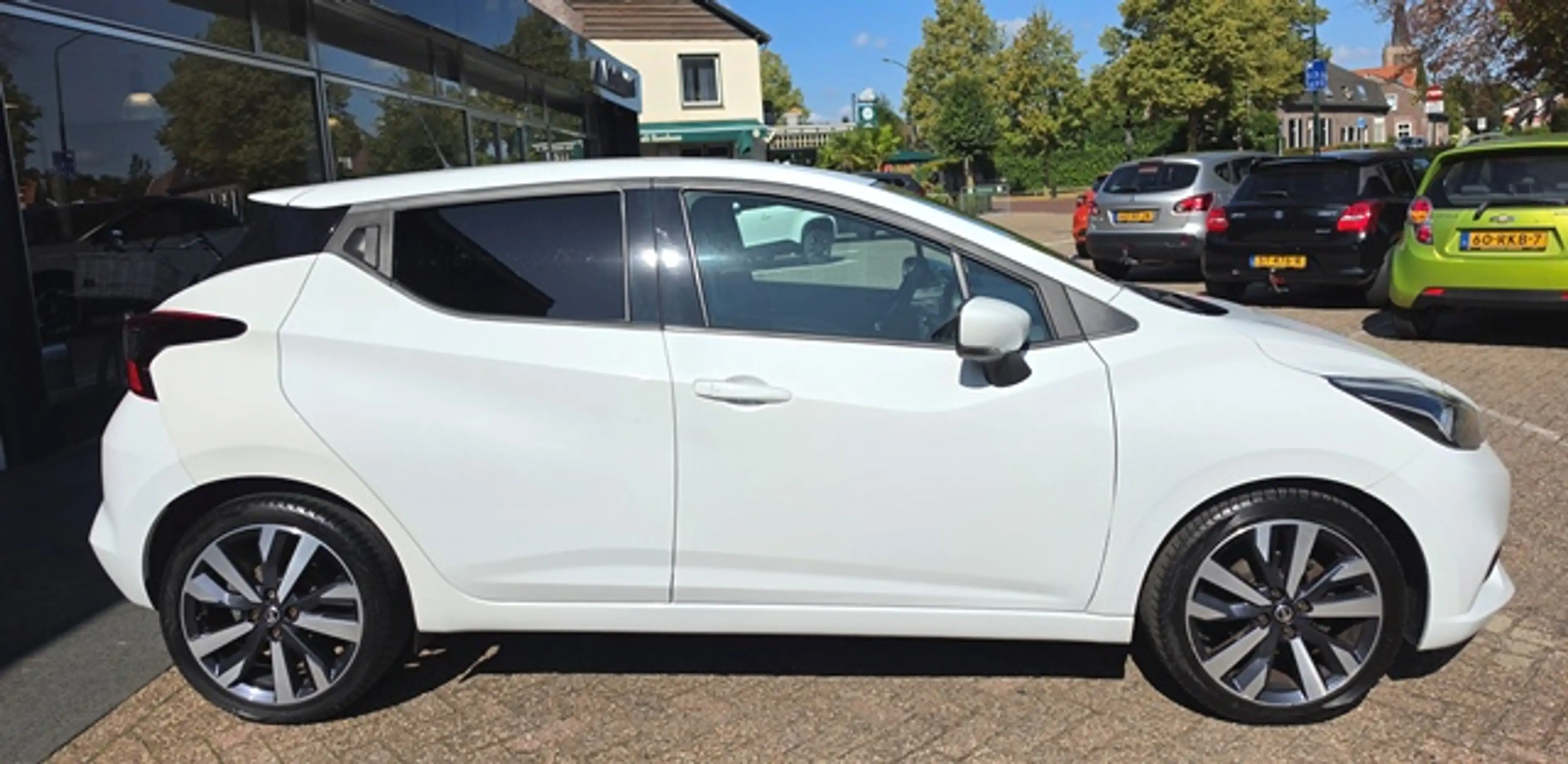 Nissan Micra 0.9 IG-T 90pk Tekna Navi - Camera 360° - Bose — photo 2