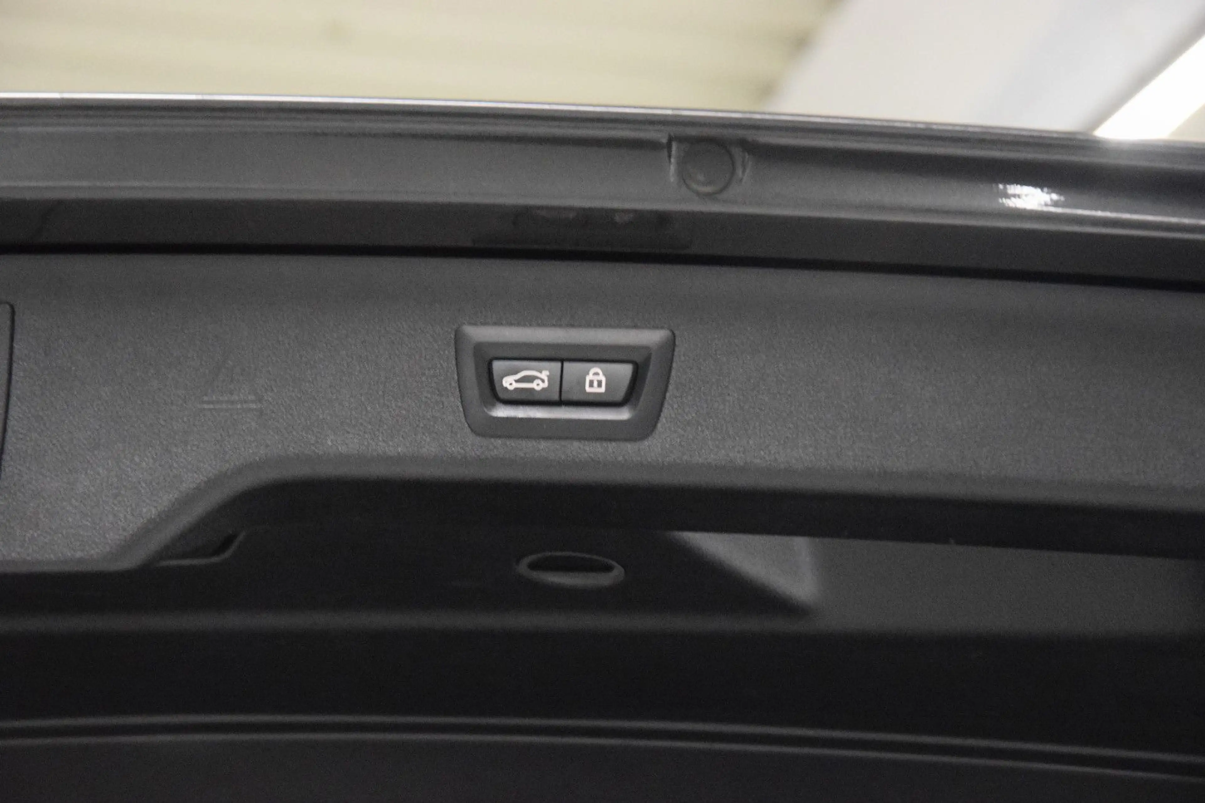 BMW 520 d xDrive M Sport Leder Panorama H&K 360° — photo 11