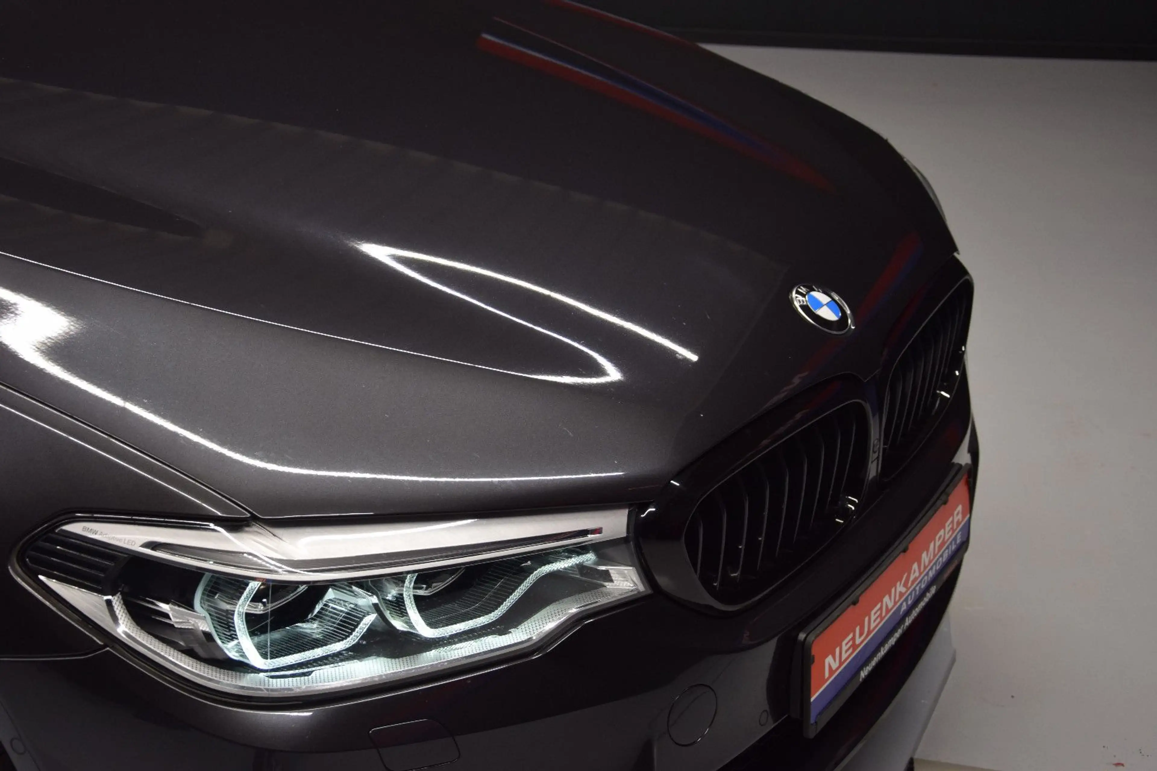 BMW 520 d xDrive M Sport Leder Panorama H&K 360° — photo 12