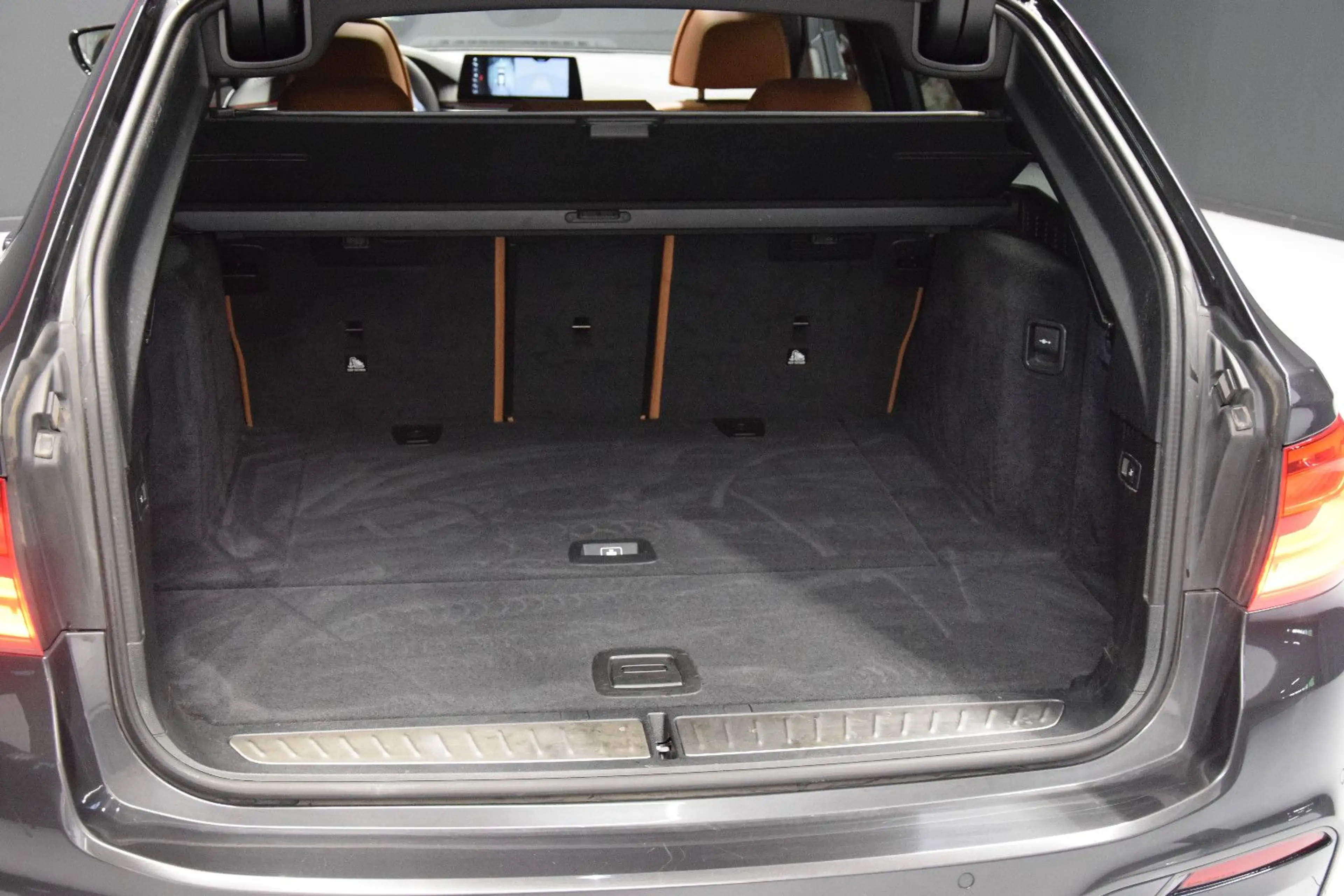 BMW 520 d xDrive M Sport Leder Panorama H&K 360° — photo 10