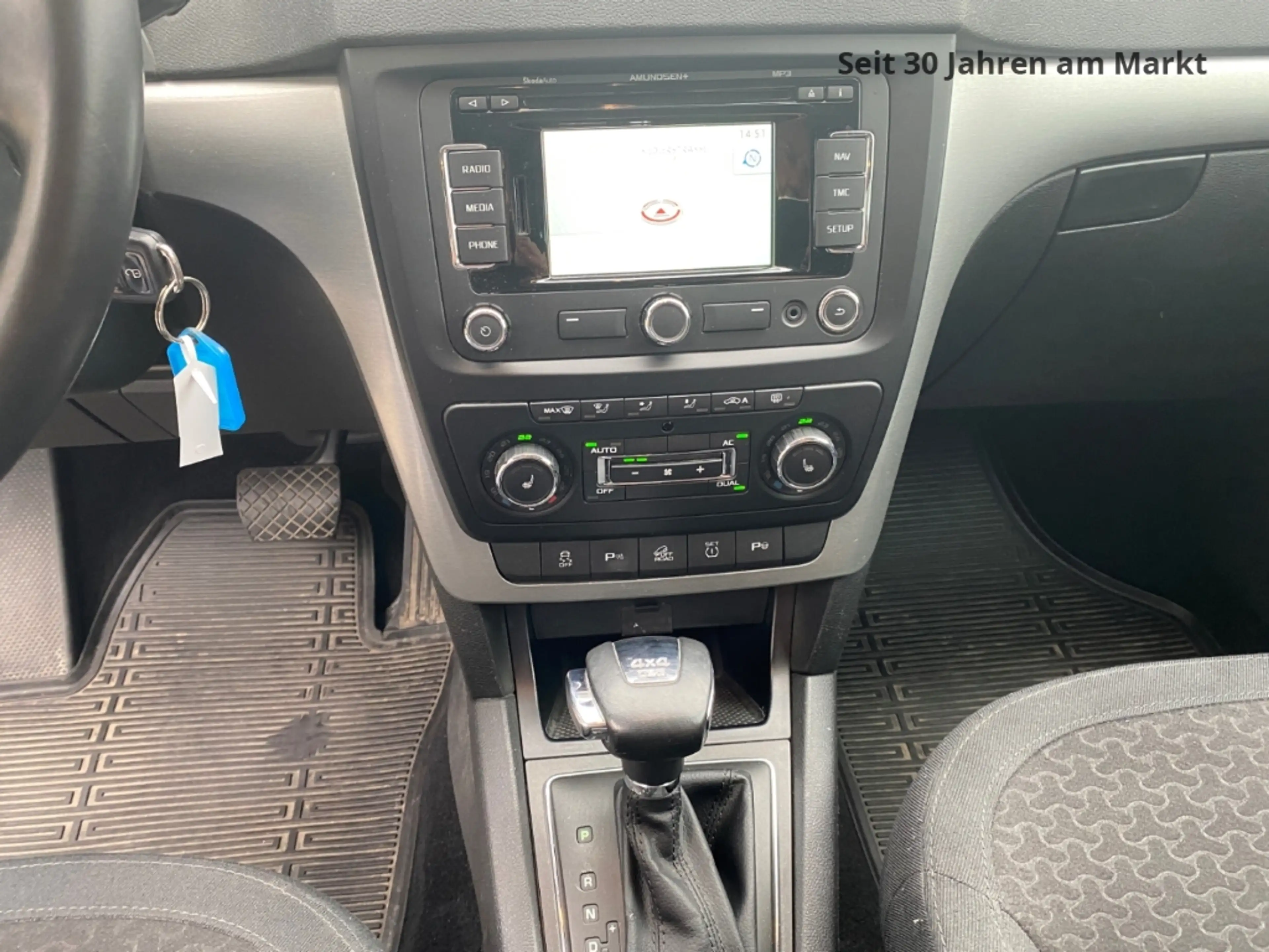Skoda Yeti Elegance Plus Edition 4x4,Bi-Xenon,SH,PDC,Scheckhe — photo 8