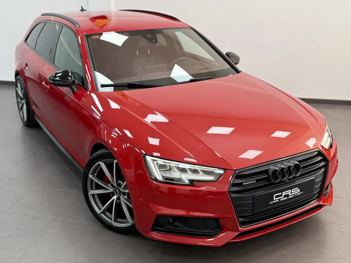Audi A4 2.0TDI S line edition quattro S-T 140kW Rouge - 2
