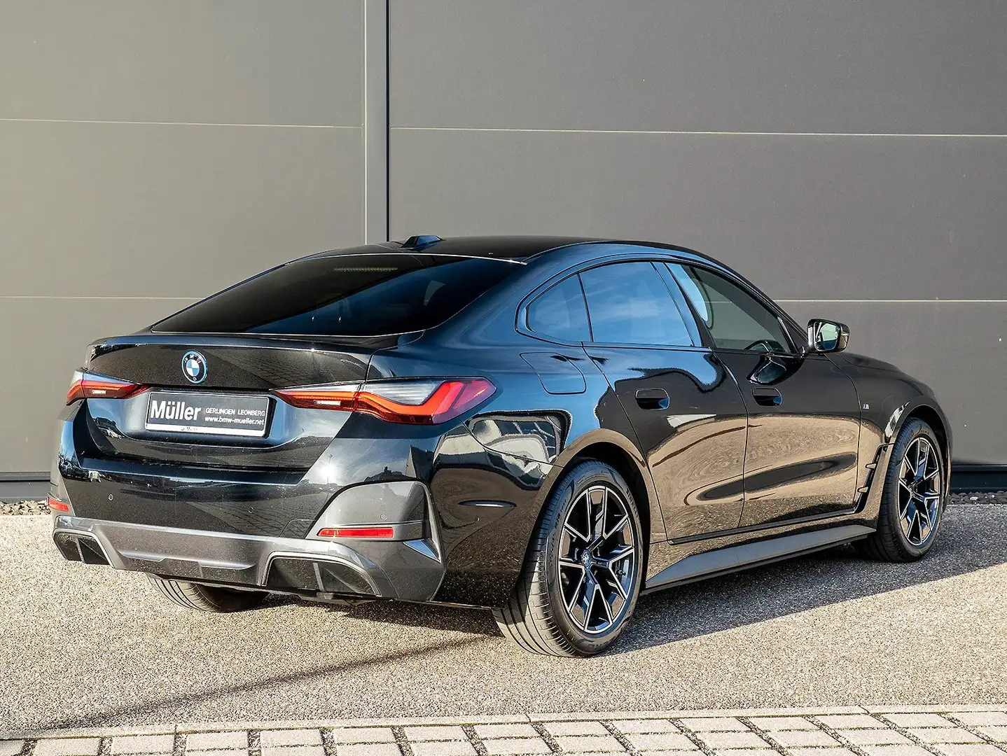BMW i4 eDrive35 Gran Coupé M Sportpaket ACC HiFi 1VB Kame Schwarz - 2
