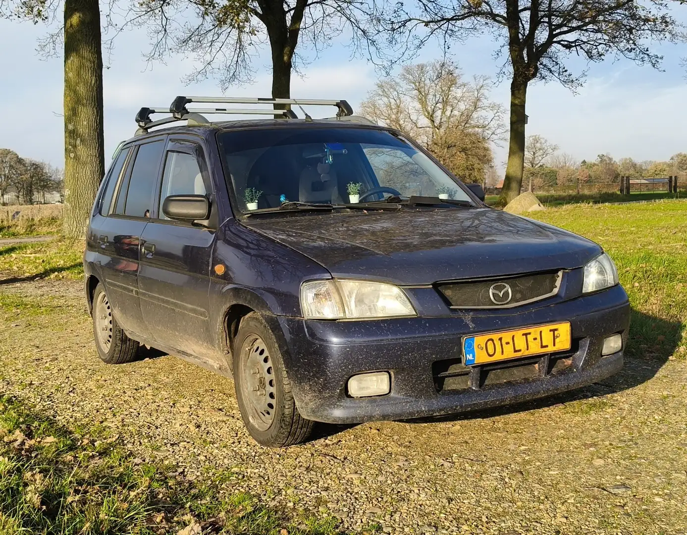 Mazda Demio 1.5 Exclusive - 1