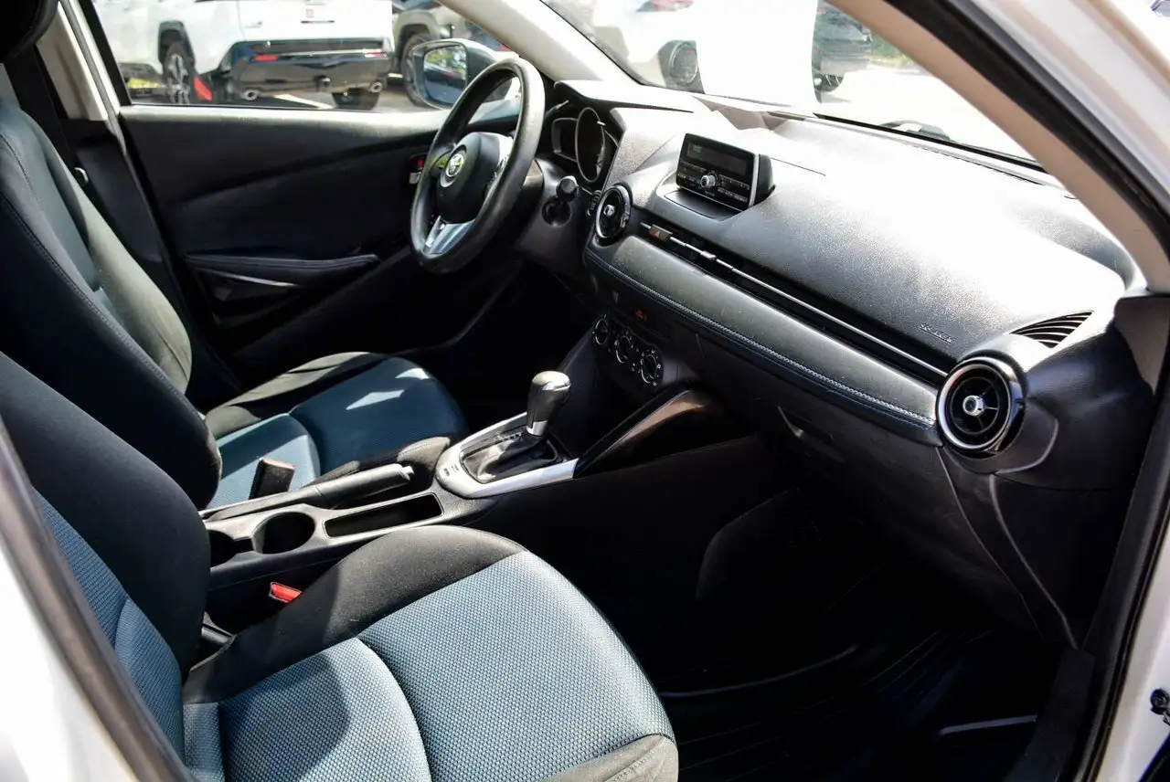 Toyota Yaris photo Toyota Yaris