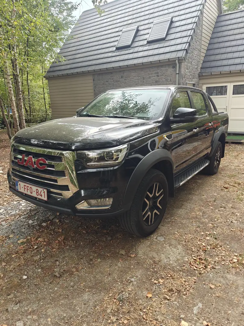 JAC T8 - 1