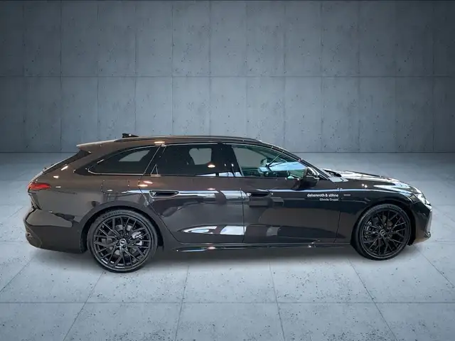 Audi A6 view 6